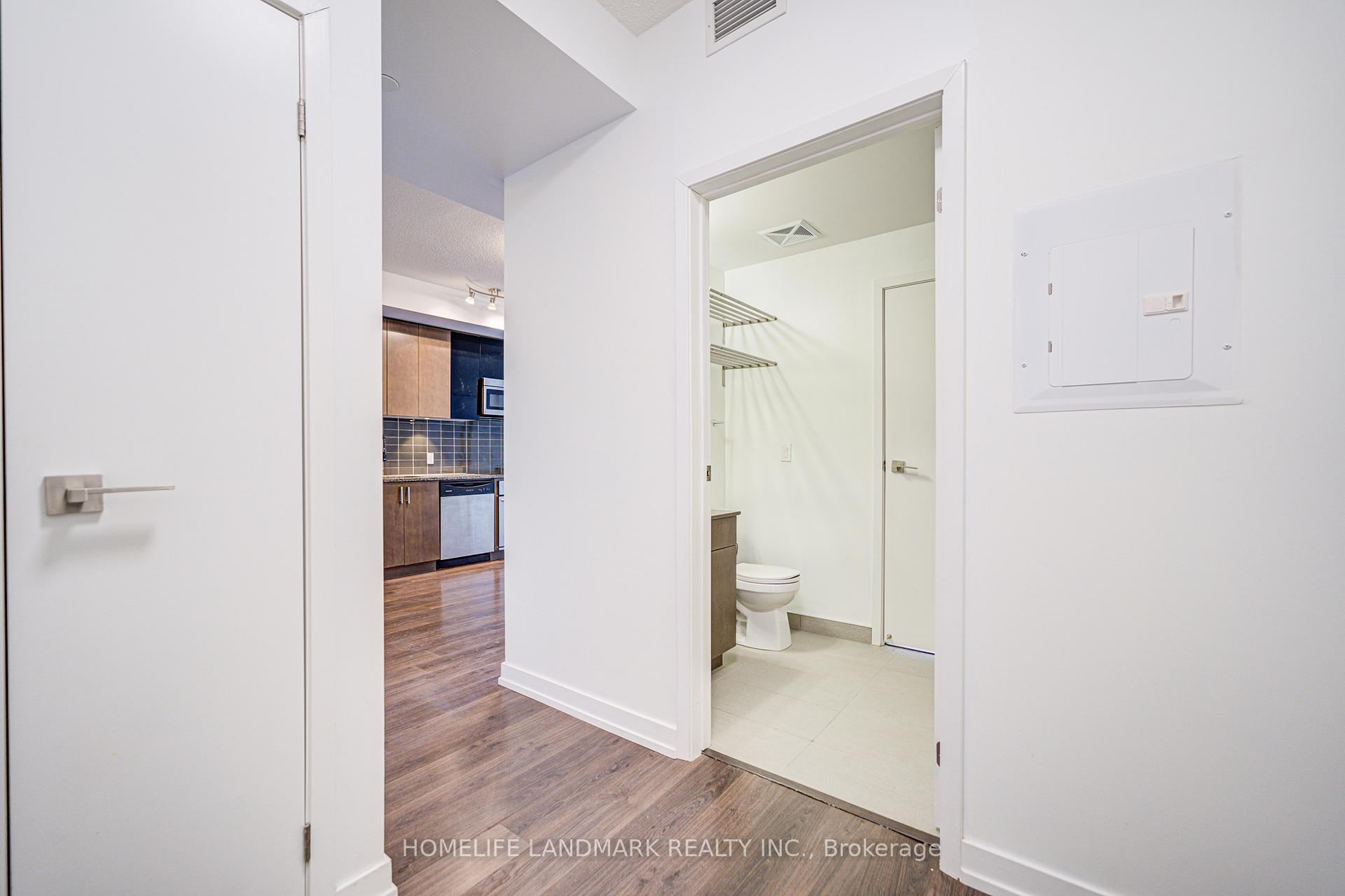 Photo 14 of Unit 1806, 89 Dunfield Avenue, Toronto, Mount Pleasant West — HOMEH