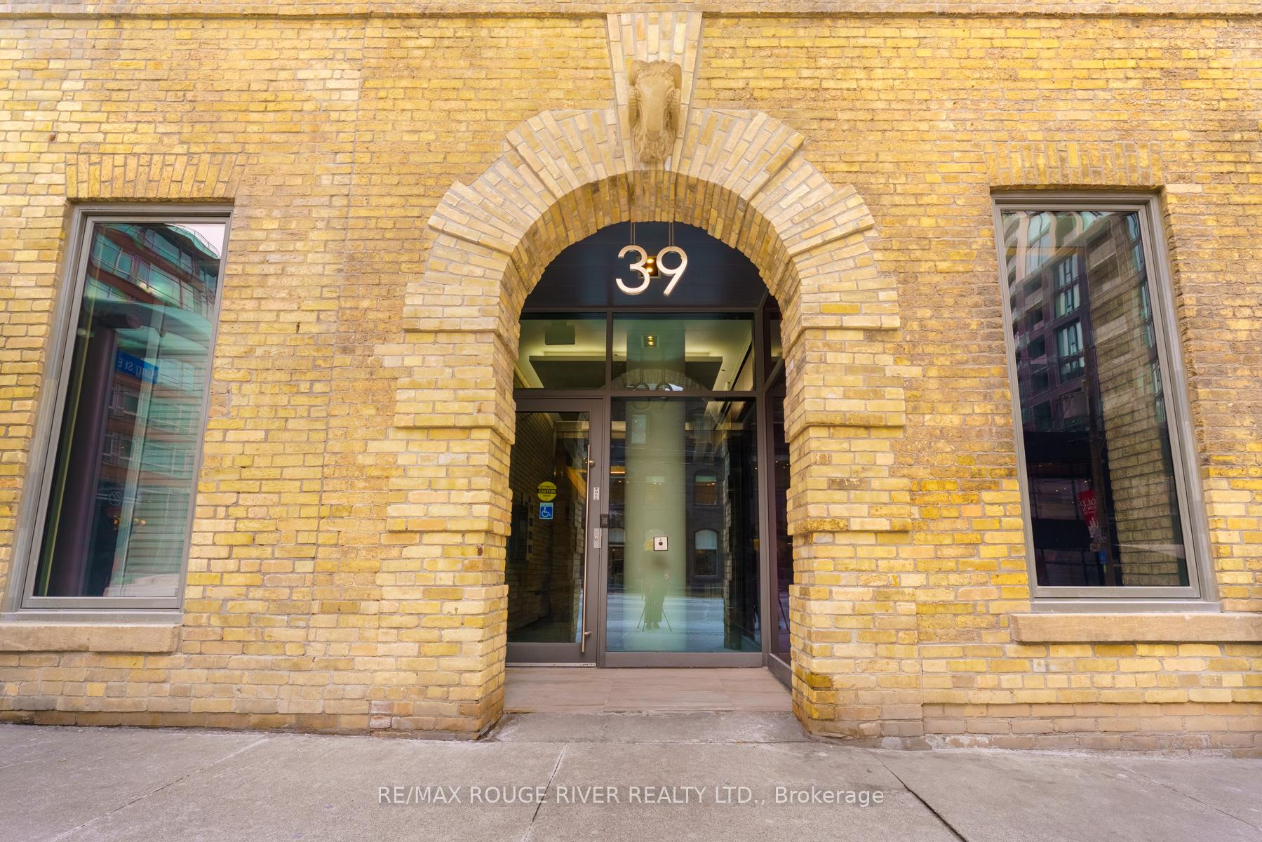 Photo 21 of Unit 906, 39 Sherbourne Street, Toronto, Moss Park — HOMEH