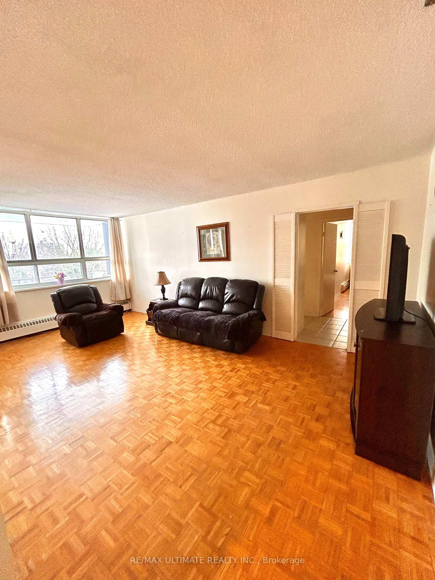 Photo 1 of Unit 409, 151 La Rose Avenue, Etobicoke, Humber Heights — HOMEH