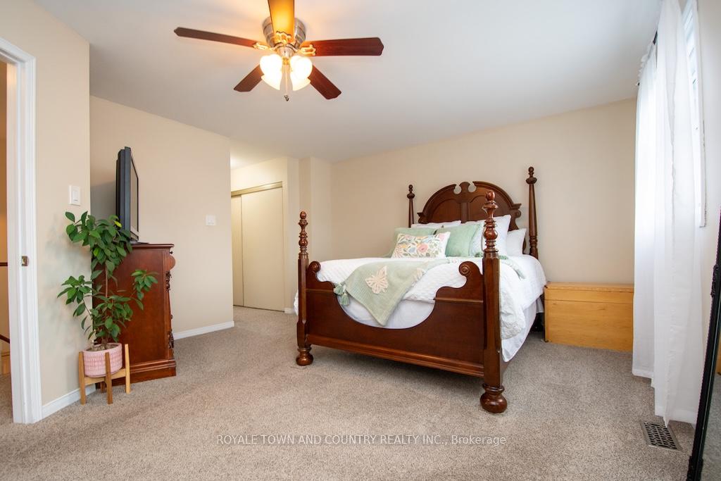 Photo 16 of 59 Bonnycastle Drive, Clarington, Bowmanville — HOMEH