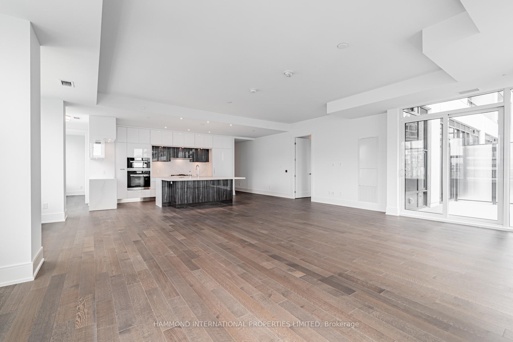 Photo 14 of Unit 708, 455 Wellington Street W, Toronto, Waterfront Communities — HOMEH