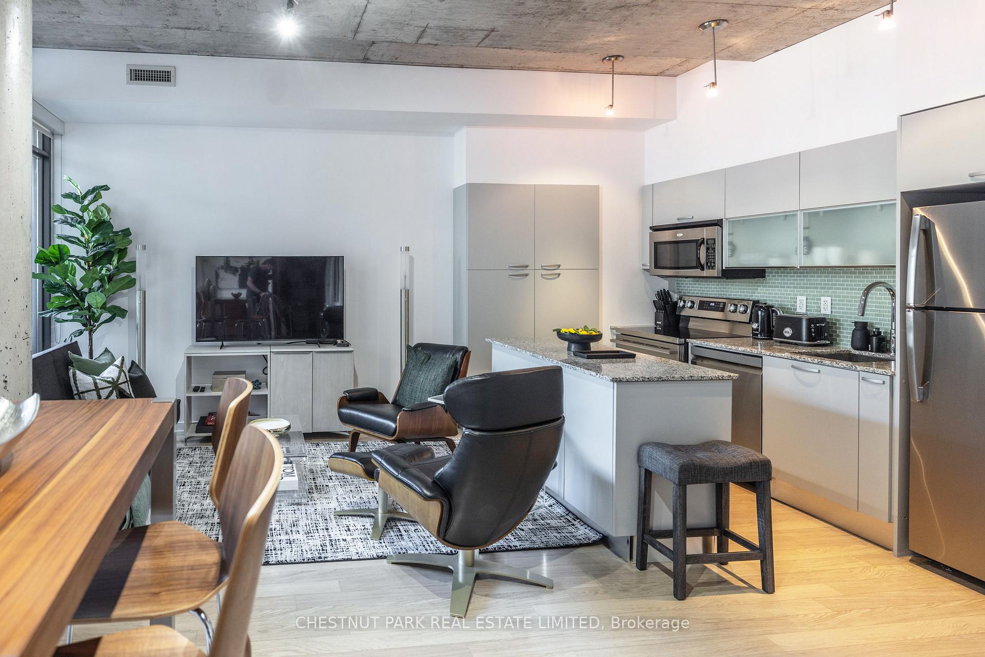 Photo 6 of Unit 301, 10 Morrison Street, Toronto, Waterfront Communities — HOMEH