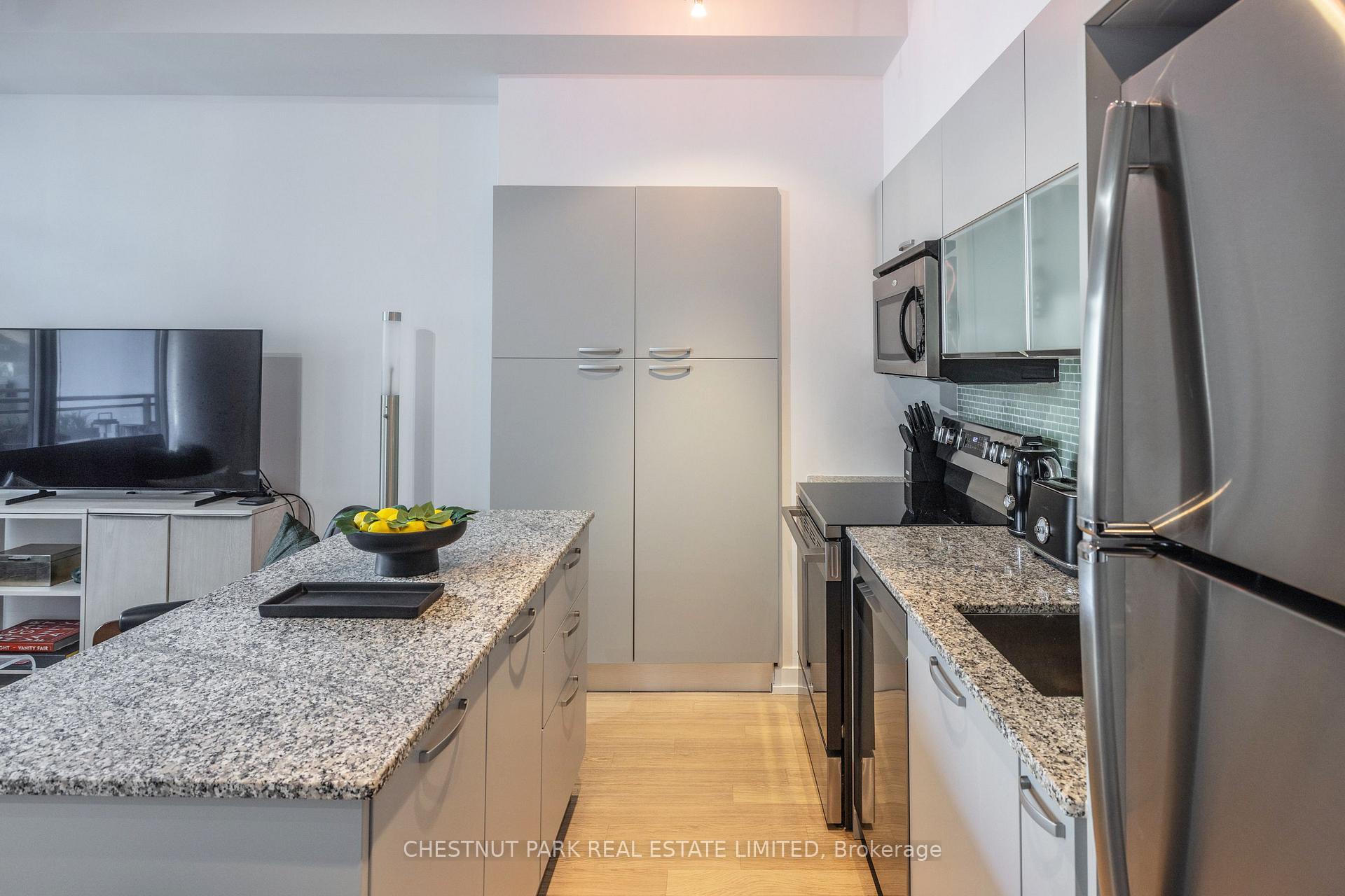 Photo 3 of Unit 301, 10 Morrison Street, Toronto, Waterfront Communities — HOMEH
