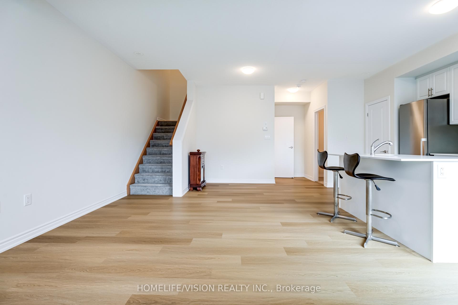 Photo 12 of Unit 3, 480 Beresford Path, Oshawa, Central — HOMEH