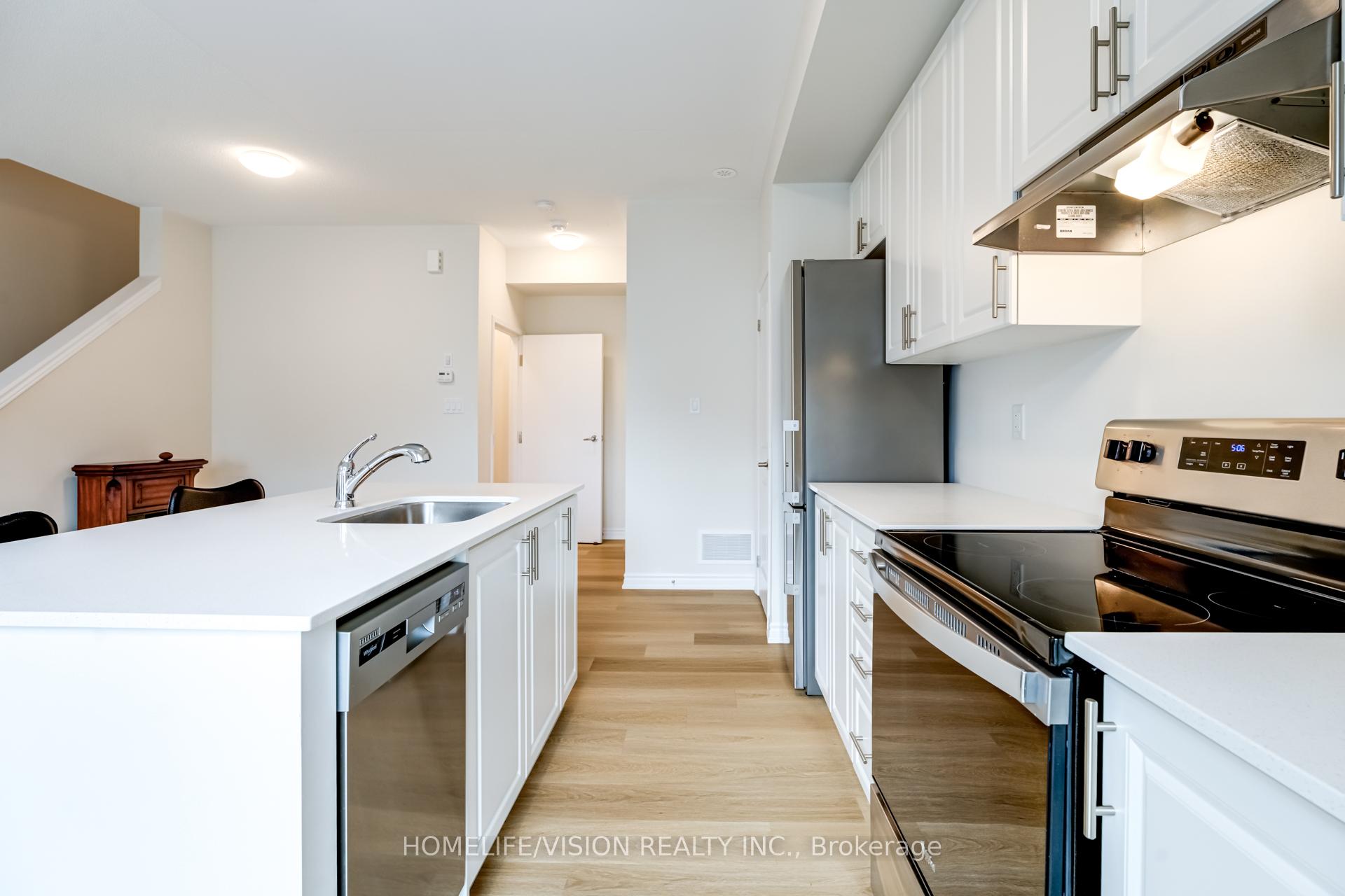 Photo 20 of Unit 3, 480 Beresford Path, Oshawa, Central — HOMEH
