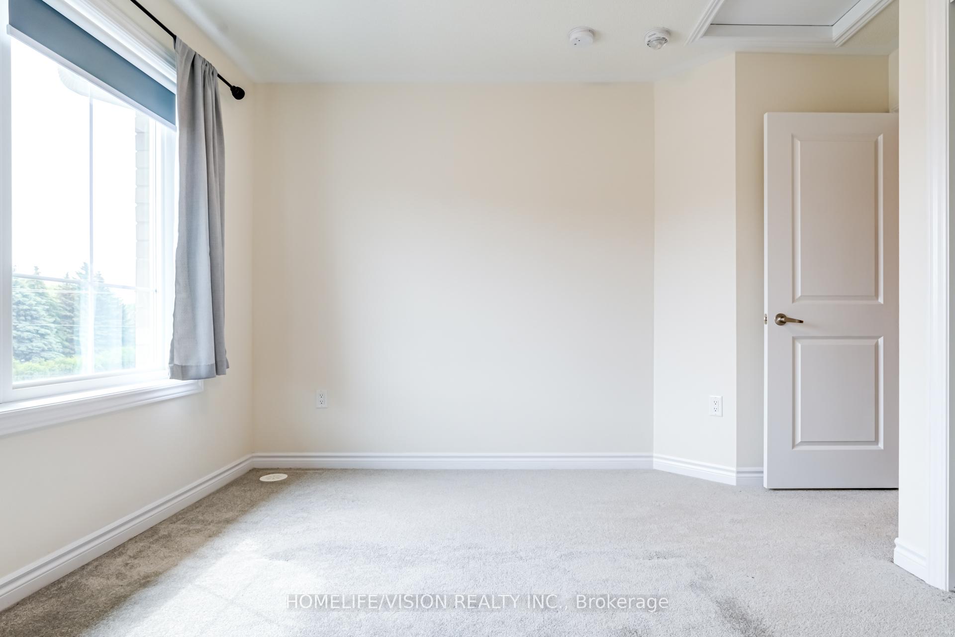 Photo 36 of Unit 3, 480 Beresford Path, Oshawa, Central — HOMEH