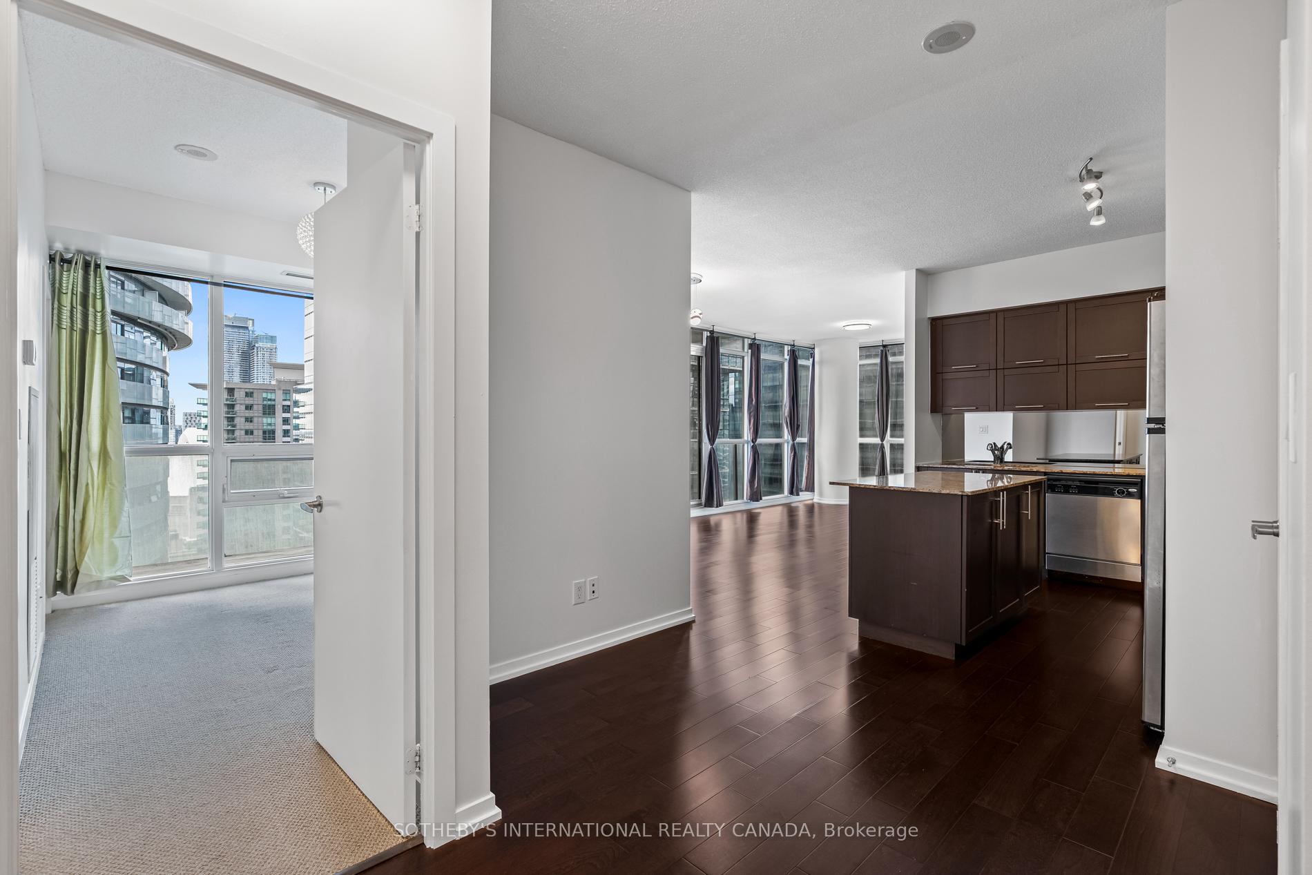 Photo 22 of Unit 2701, 55 Bremner Boulevard, Toronto, Waterfront Communities — HOMEH