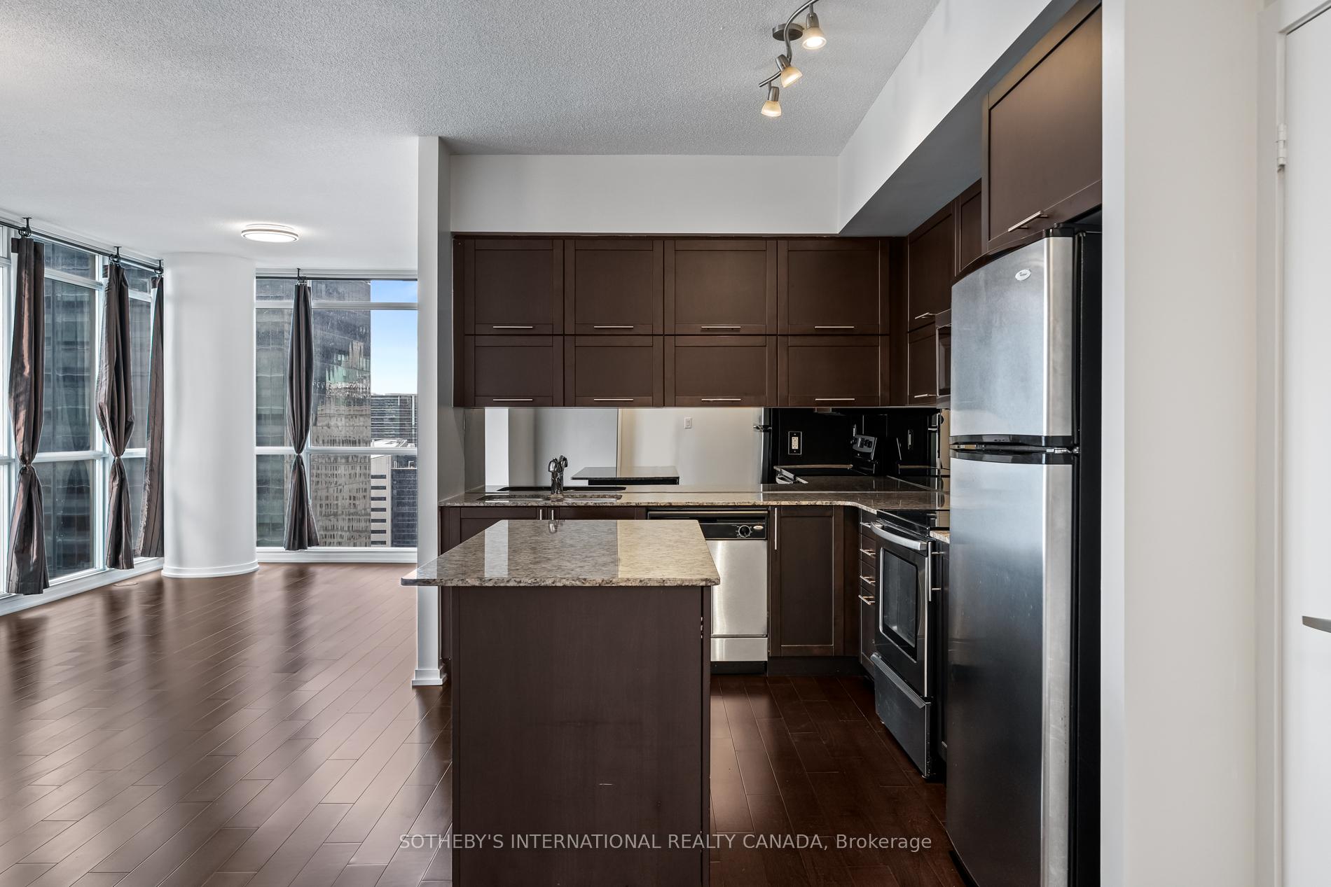 Photo 13 of Unit 2701, 55 Bremner Boulevard, Toronto, Waterfront Communities — HOMEH