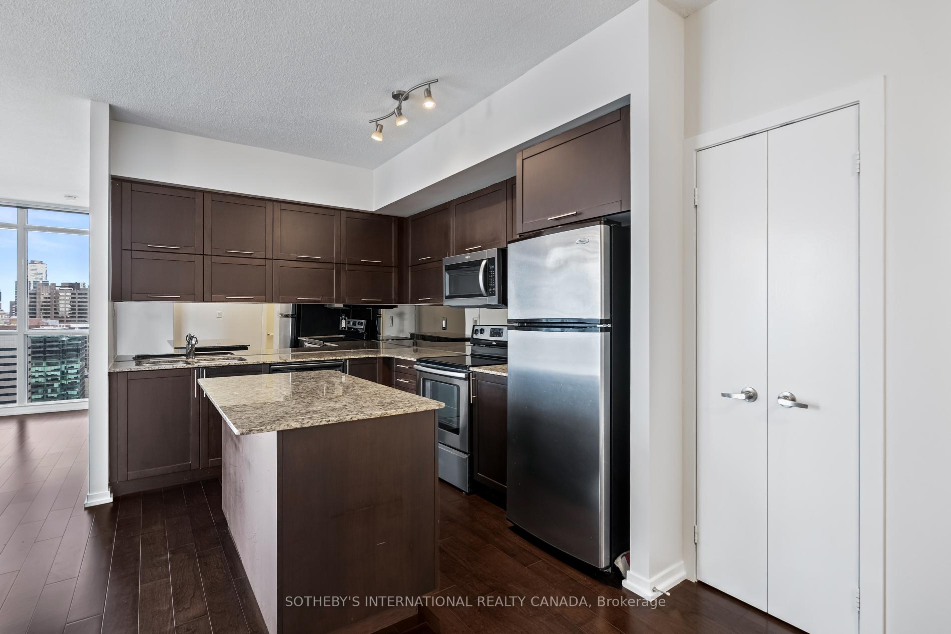 Photo 14 of Unit 2701, 55 Bremner Boulevard, Toronto, Waterfront Communities — HOMEH