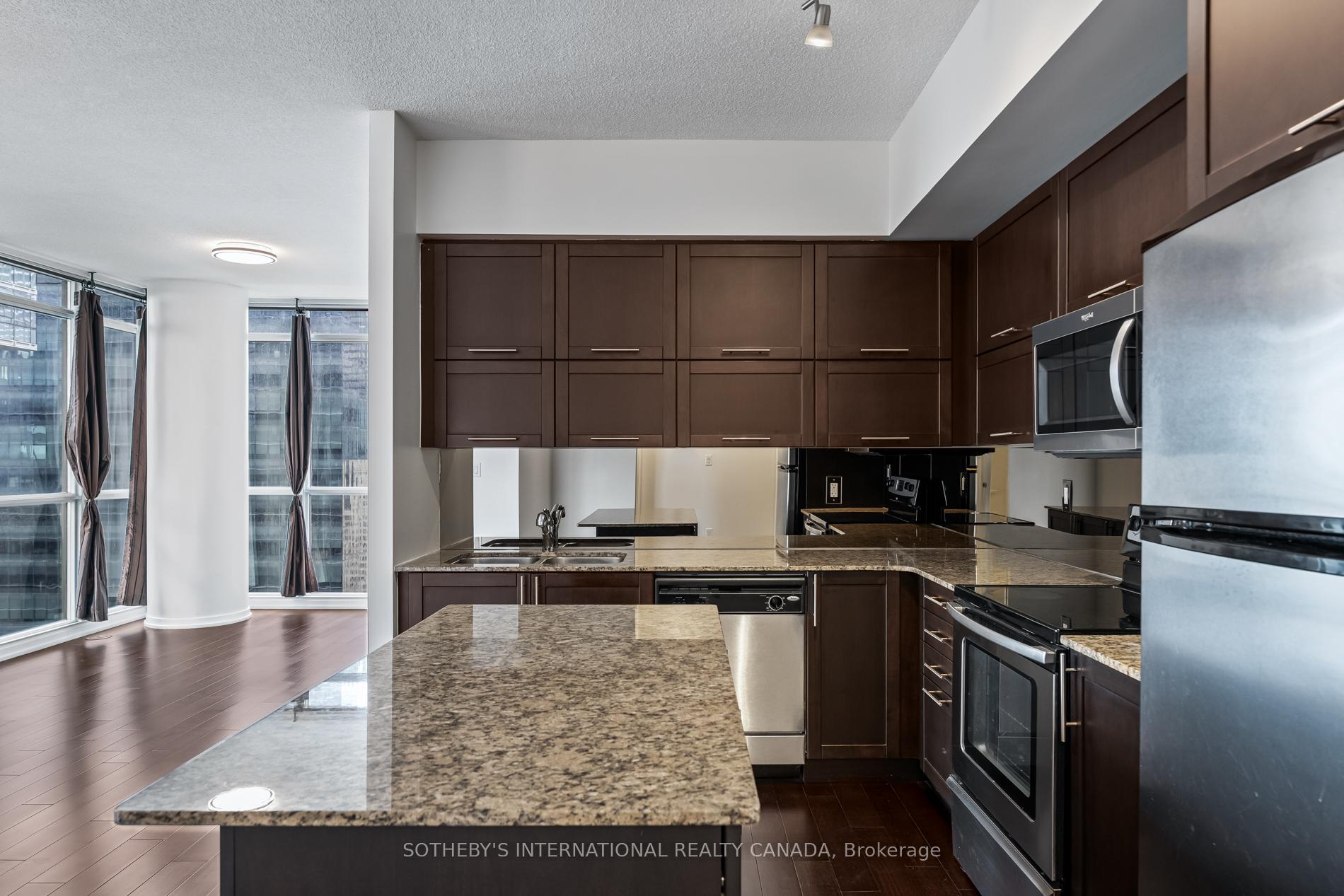 Photo 6 of Unit 2701, 55 Bremner Boulevard, Toronto, Waterfront Communities — HOMEH