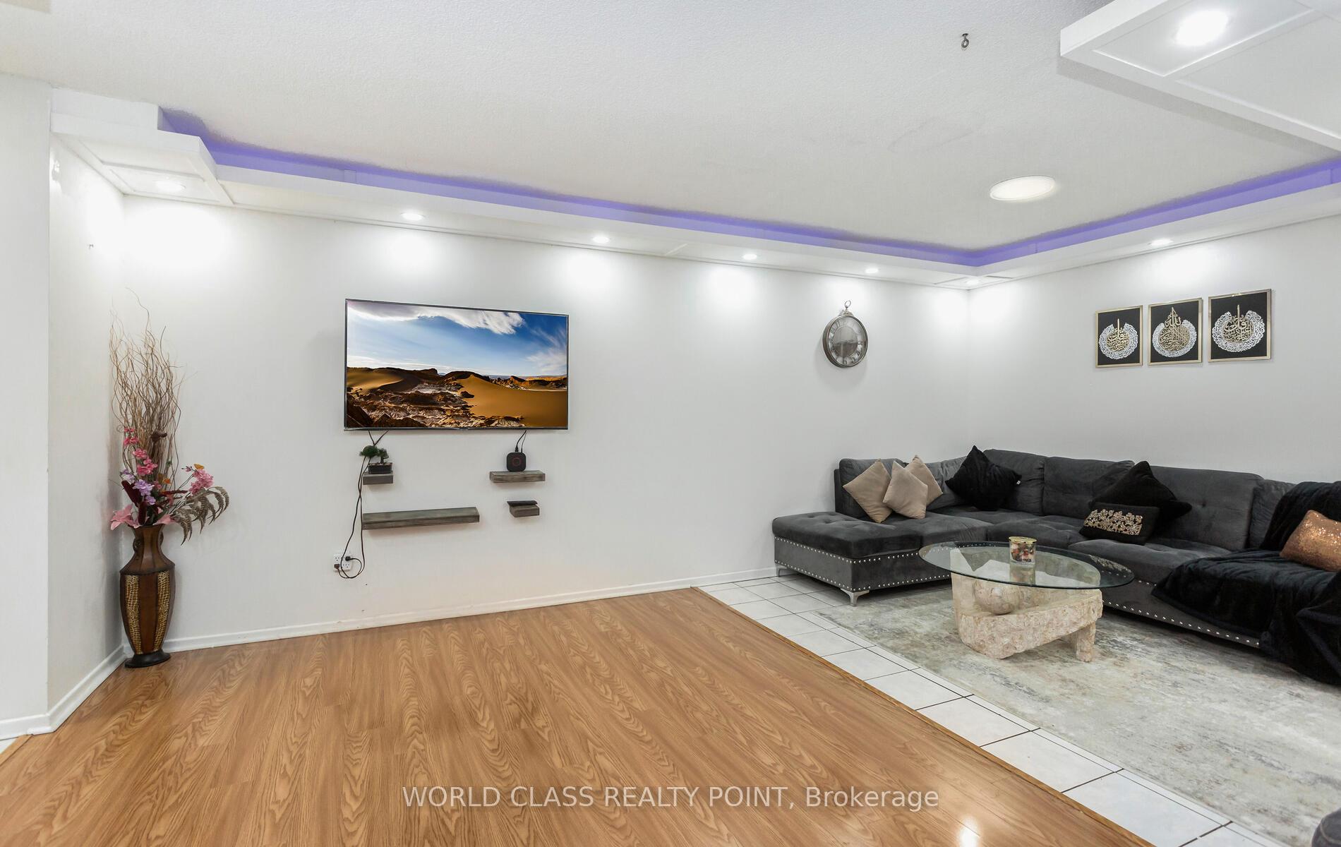 Photo 6 of Unit 310, 15 Kensington Road W, Brampton, Queen Street Corridor — HOMEH