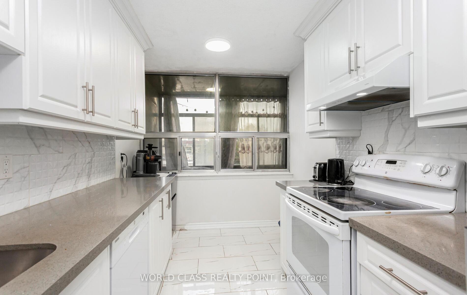 Photo 17 of Unit 310, 15 Kensington Road W, Brampton, Queen Street Corridor — HOMEH