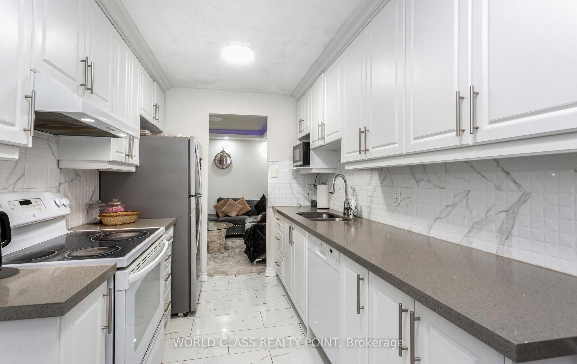 Photo 18 of Unit 310, 15 Kensington Road W, Brampton, Queen Street Corridor — HOMEH