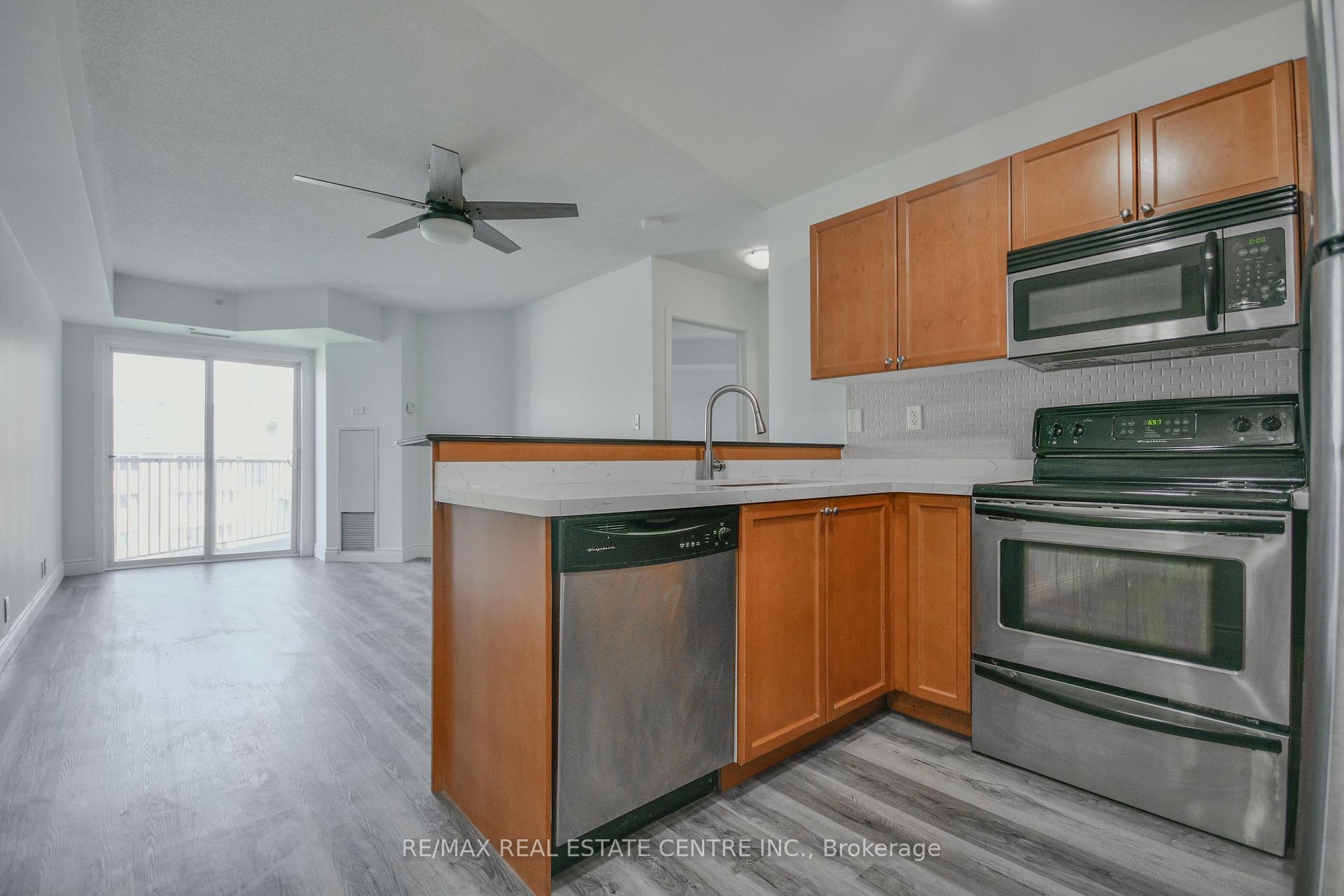 Photo 16 of Unit 405, 8 Harris Street, Cambridge — HOMEH