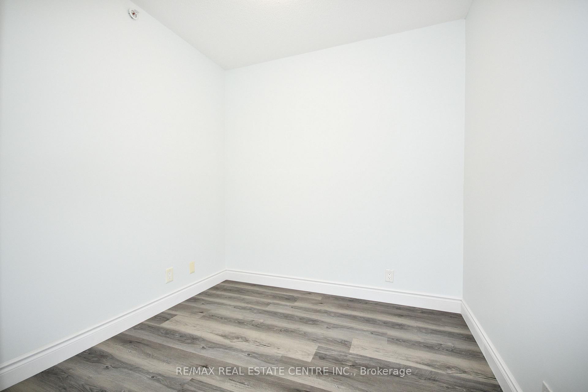 Photo 7 of Unit 405, 8 Harris Street, Cambridge — HOMEH