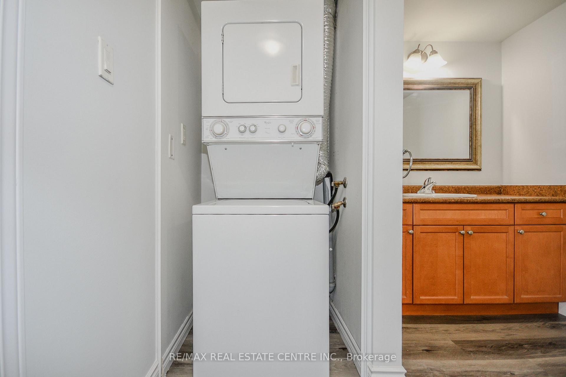 Photo 12 of Unit 405, 8 Harris Street, Cambridge — HOMEH