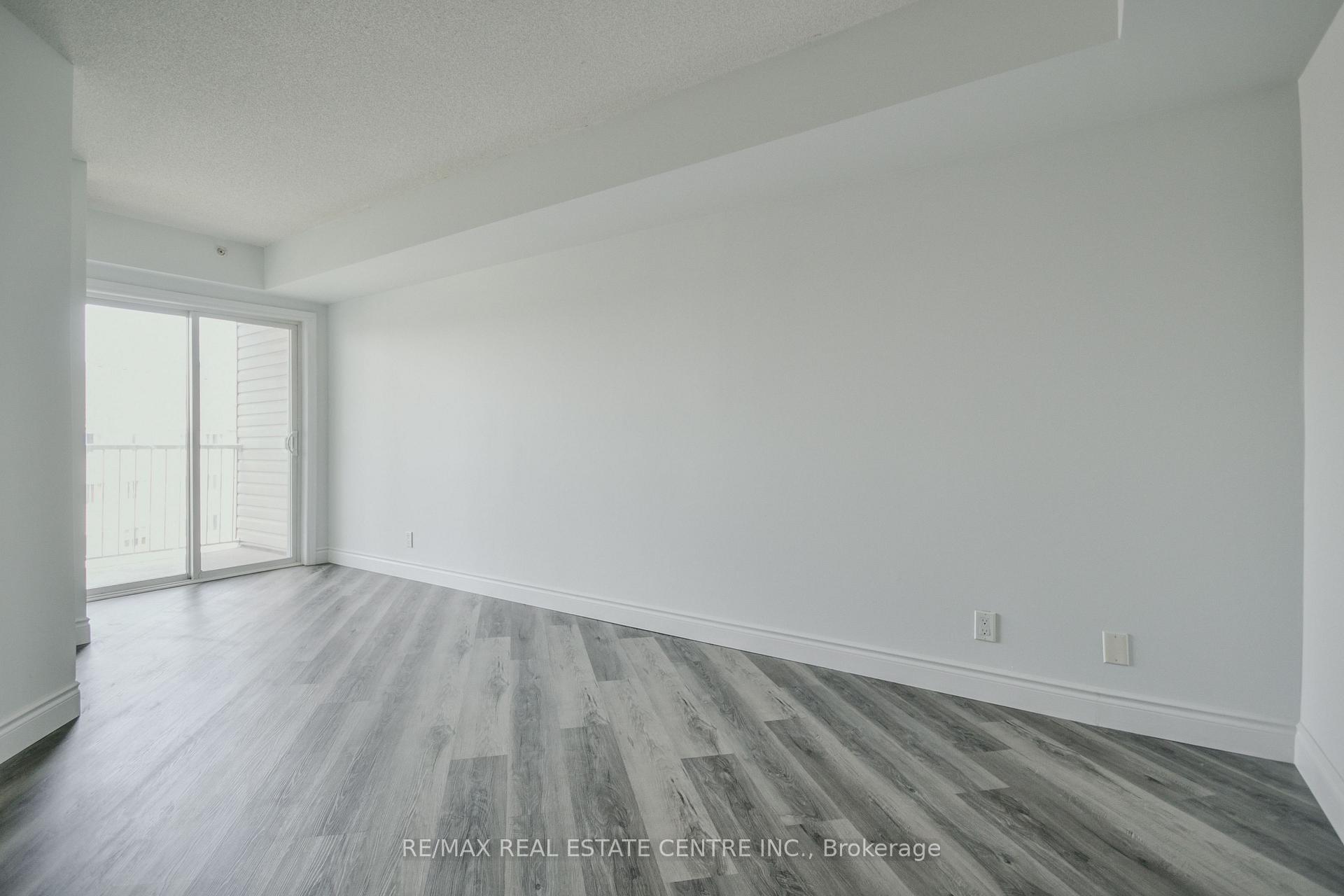 Photo 17 of Unit 405, 8 Harris Street, Cambridge — HOMEH