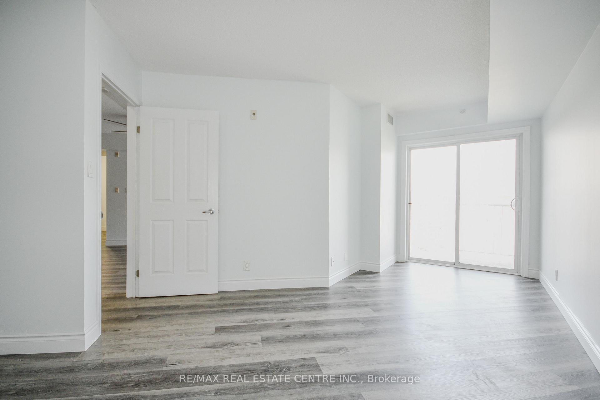 Photo 23 of Unit 405, 8 Harris Street, Cambridge — HOMEH