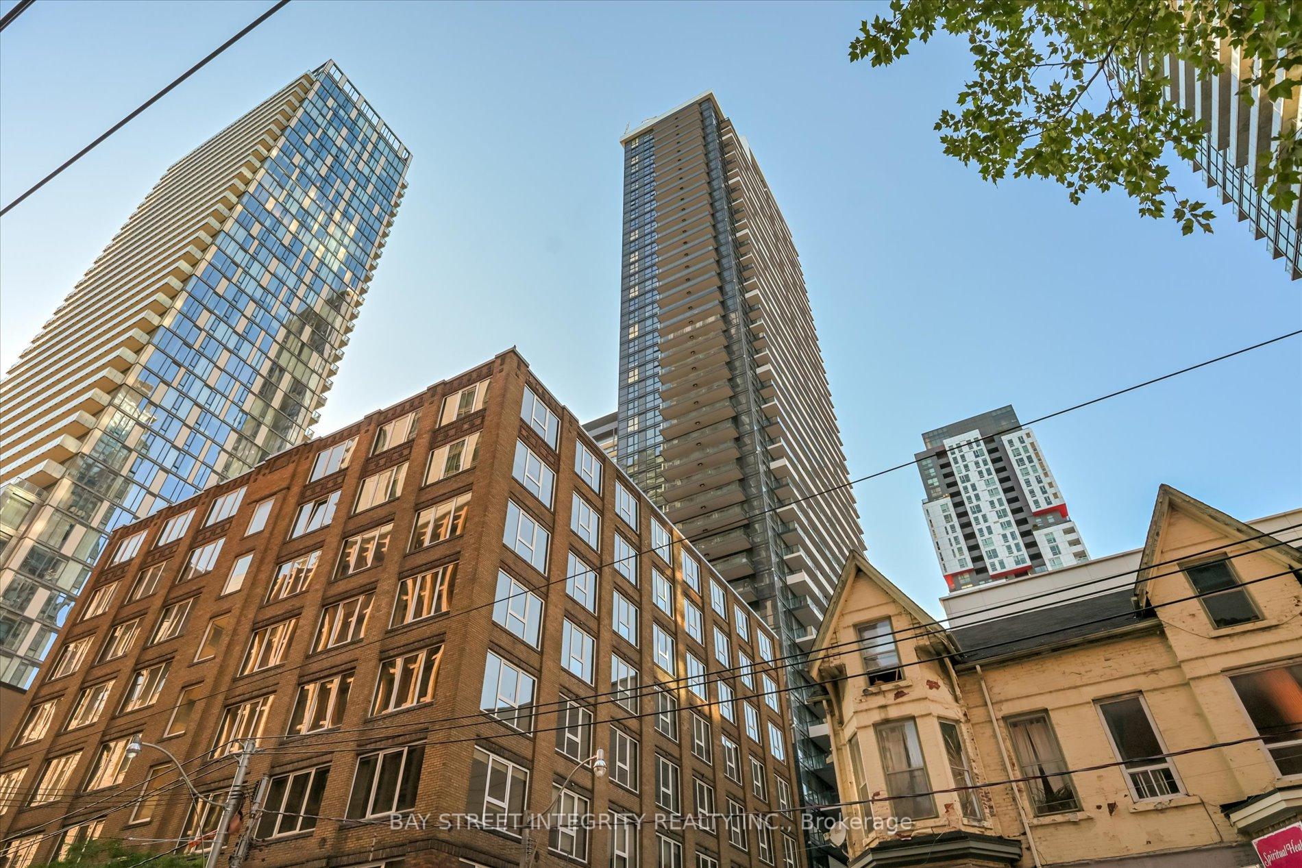 Photo 8 of Unit 3507, 38 Widmer Street, Toronto, Waterfront Communities — HOMEH