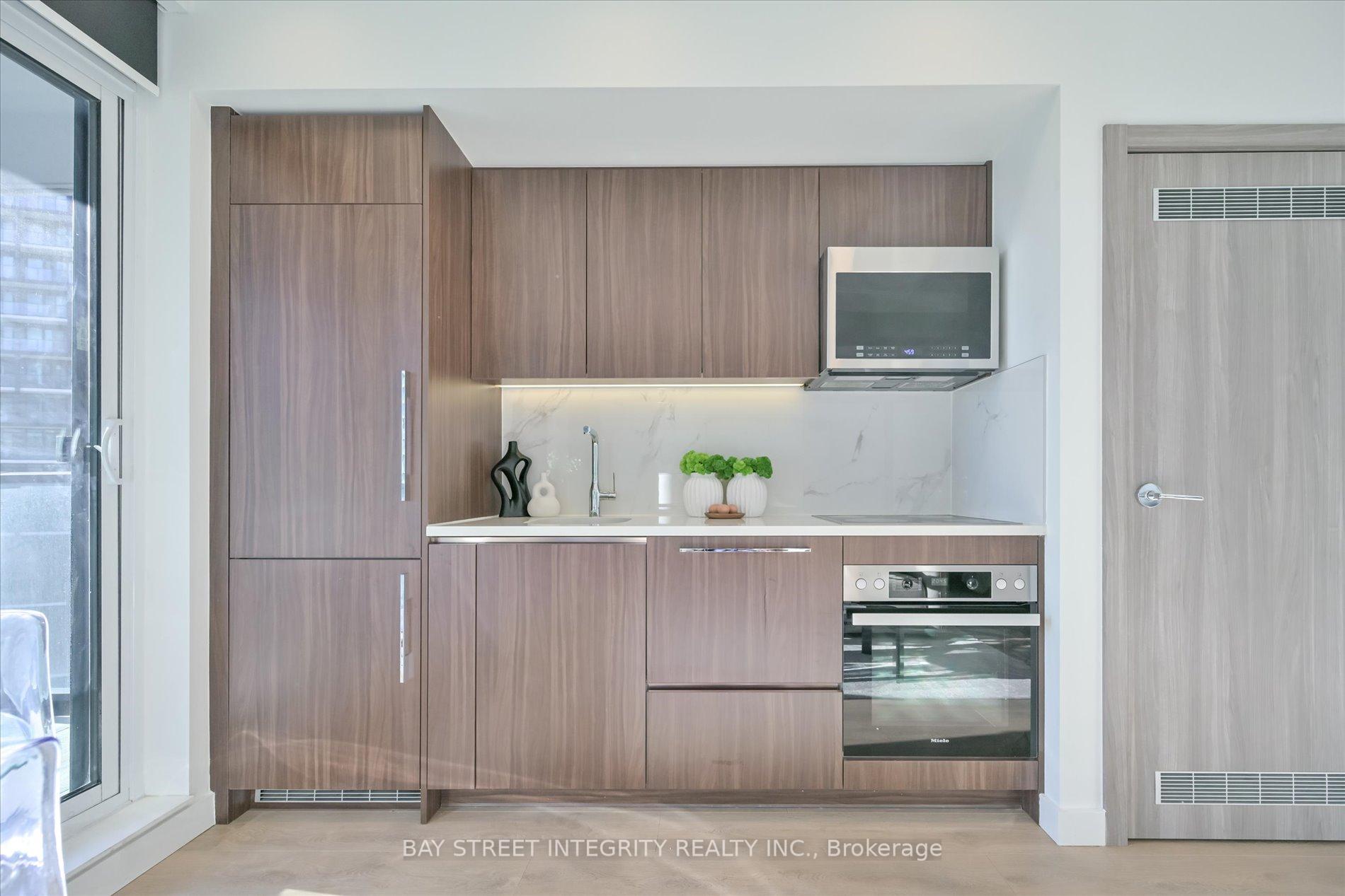 Photo 6 of Unit 3507, 38 Widmer Street, Toronto, Waterfront Communities — HOMEH