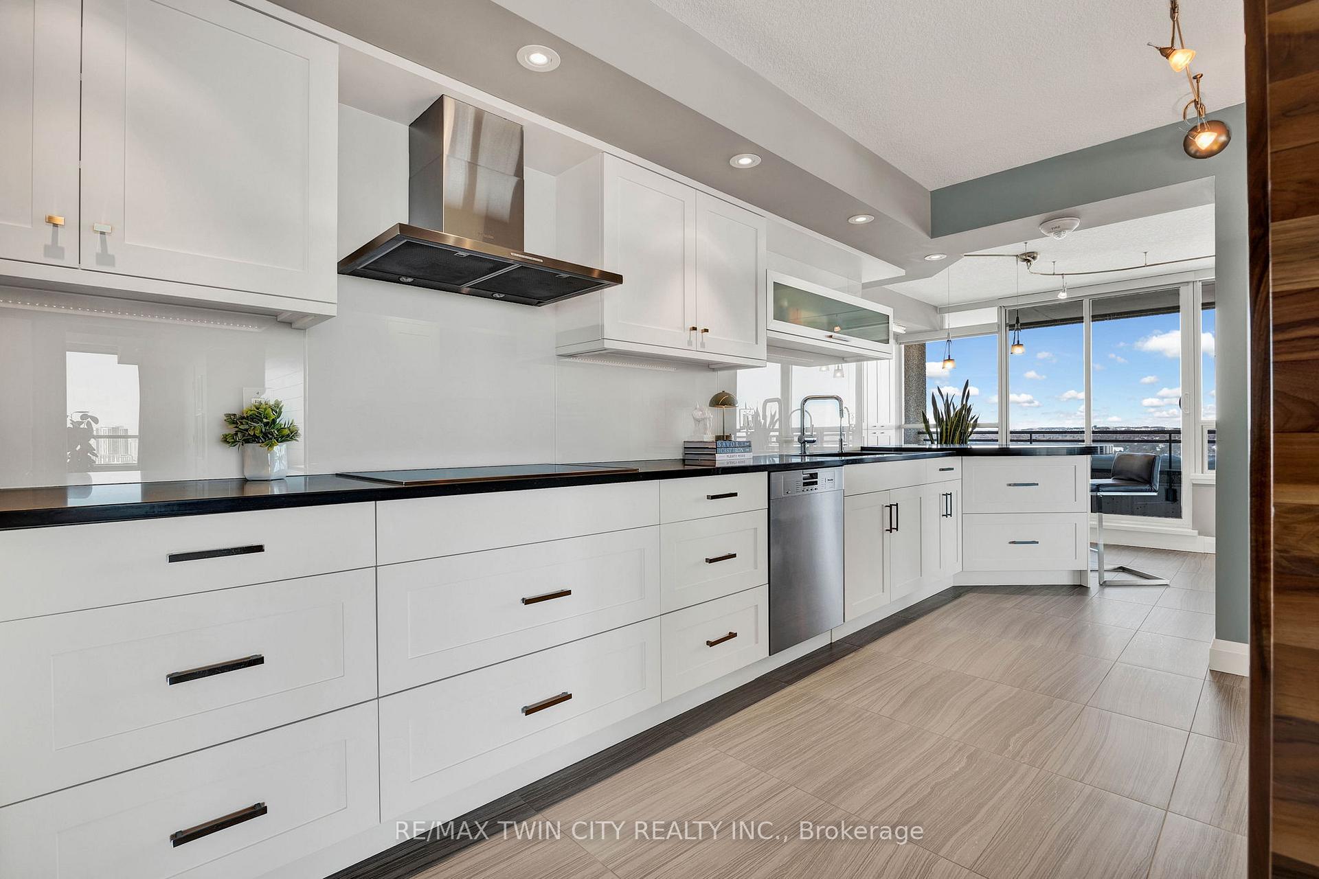 Photo 2 of Unit 2304, 6 Willow Street, Waterloo — HOMEH