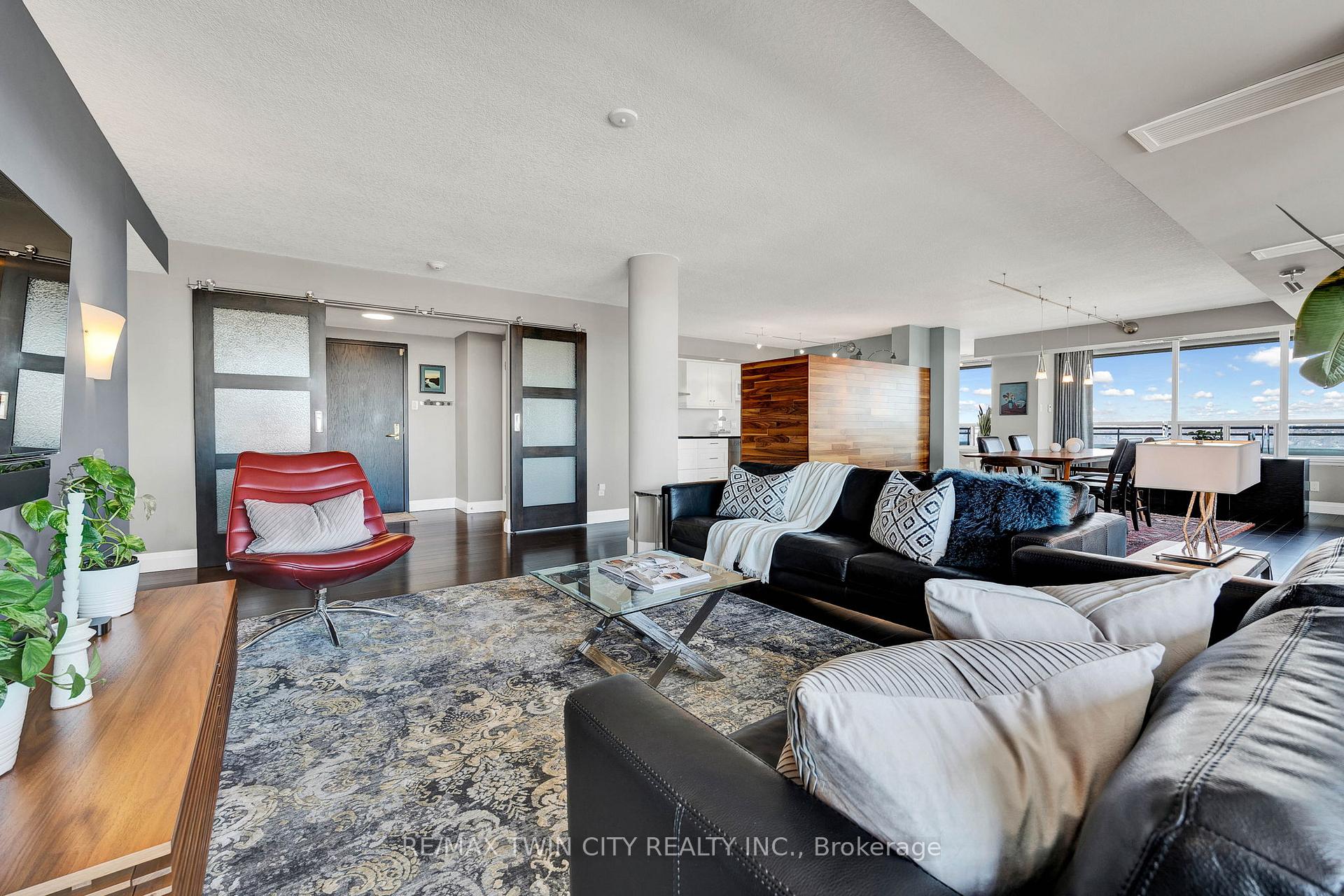 Photo 6 of Unit 2304, 6 Willow Street, Waterloo — HOMEH