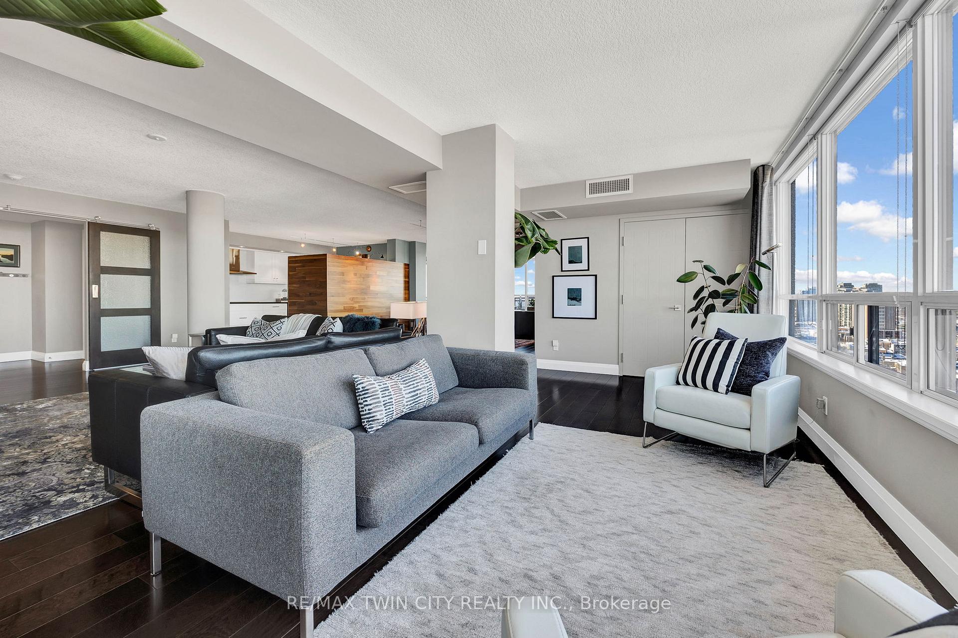 Photo 12 of Unit 2304, 6 Willow Street, Waterloo — HOMEH