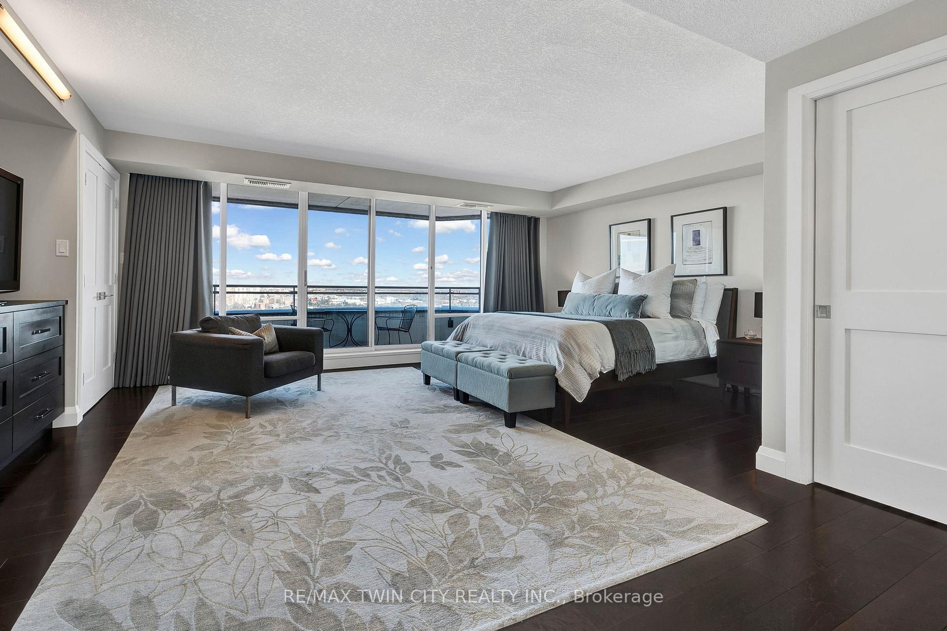 Photo 22 of Unit 2304, 6 Willow Street, Waterloo — HOMEH