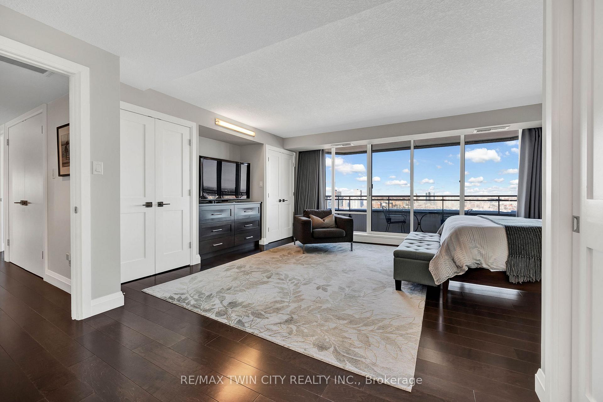 Photo 17 of Unit 2304, 6 Willow Street, Waterloo — HOMEH
