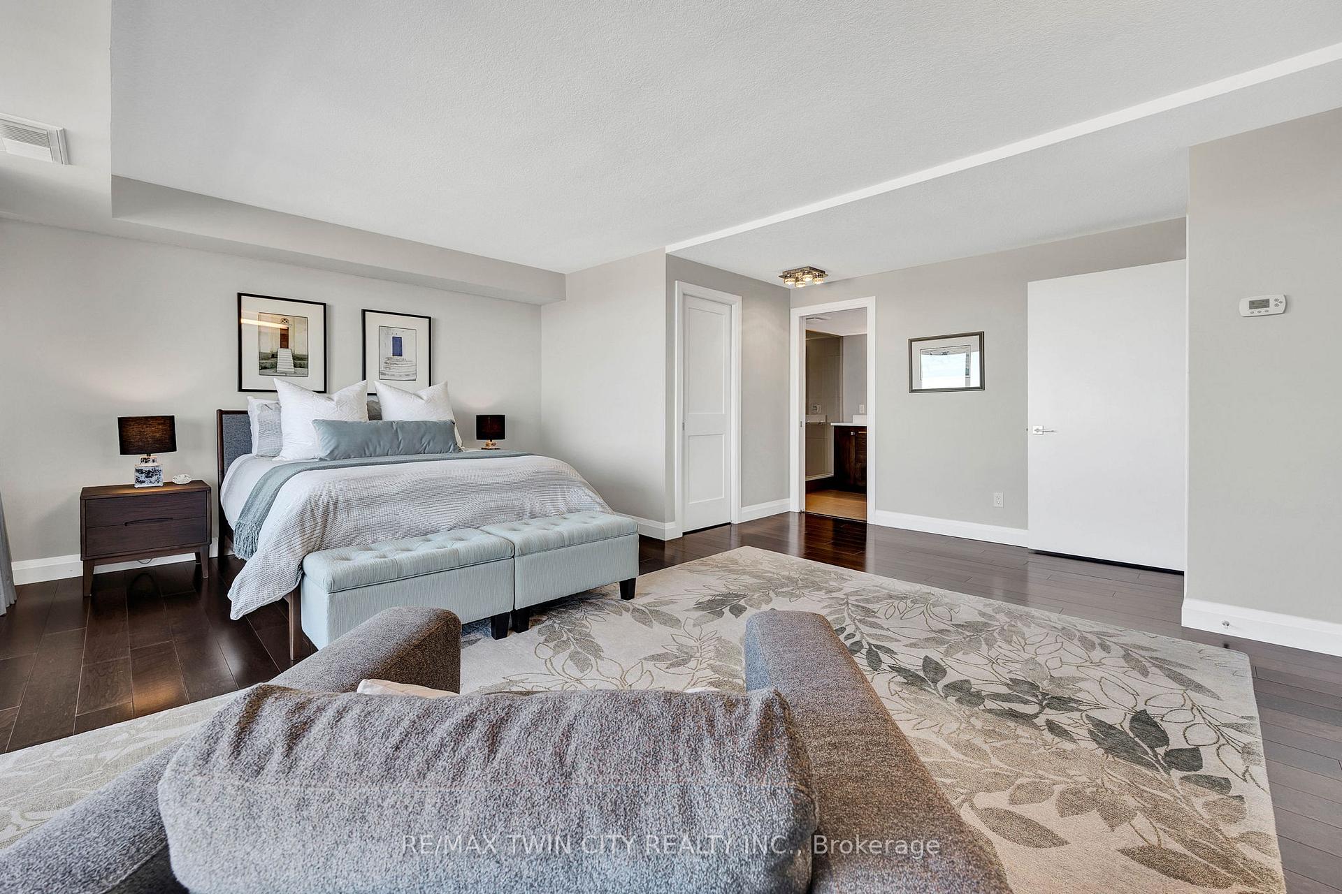 Photo 9 of Unit 2304, 6 Willow Street, Waterloo — HOMEH