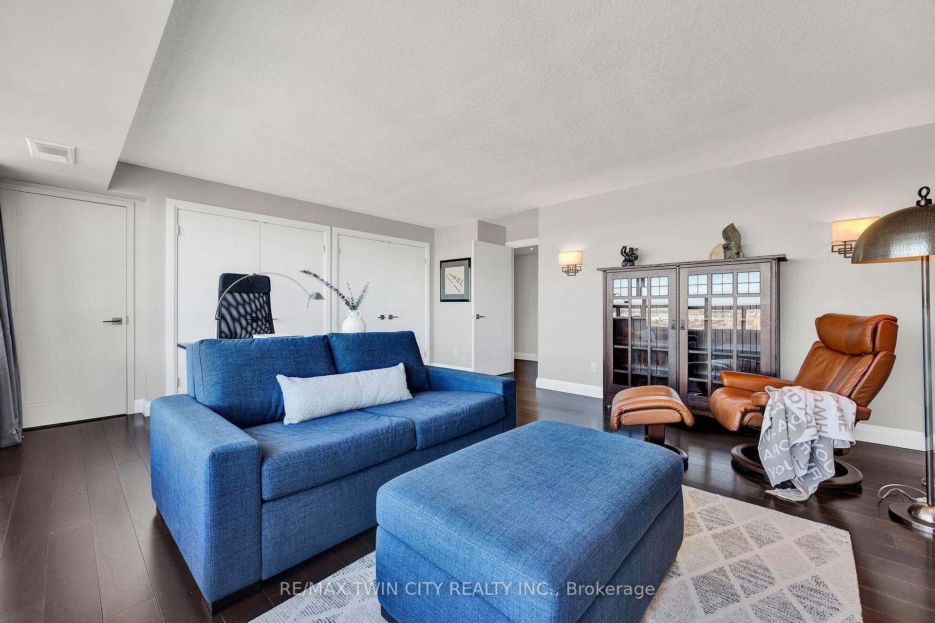 Photo 14 of Unit 2304, 6 Willow Street, Waterloo — HOMEH
