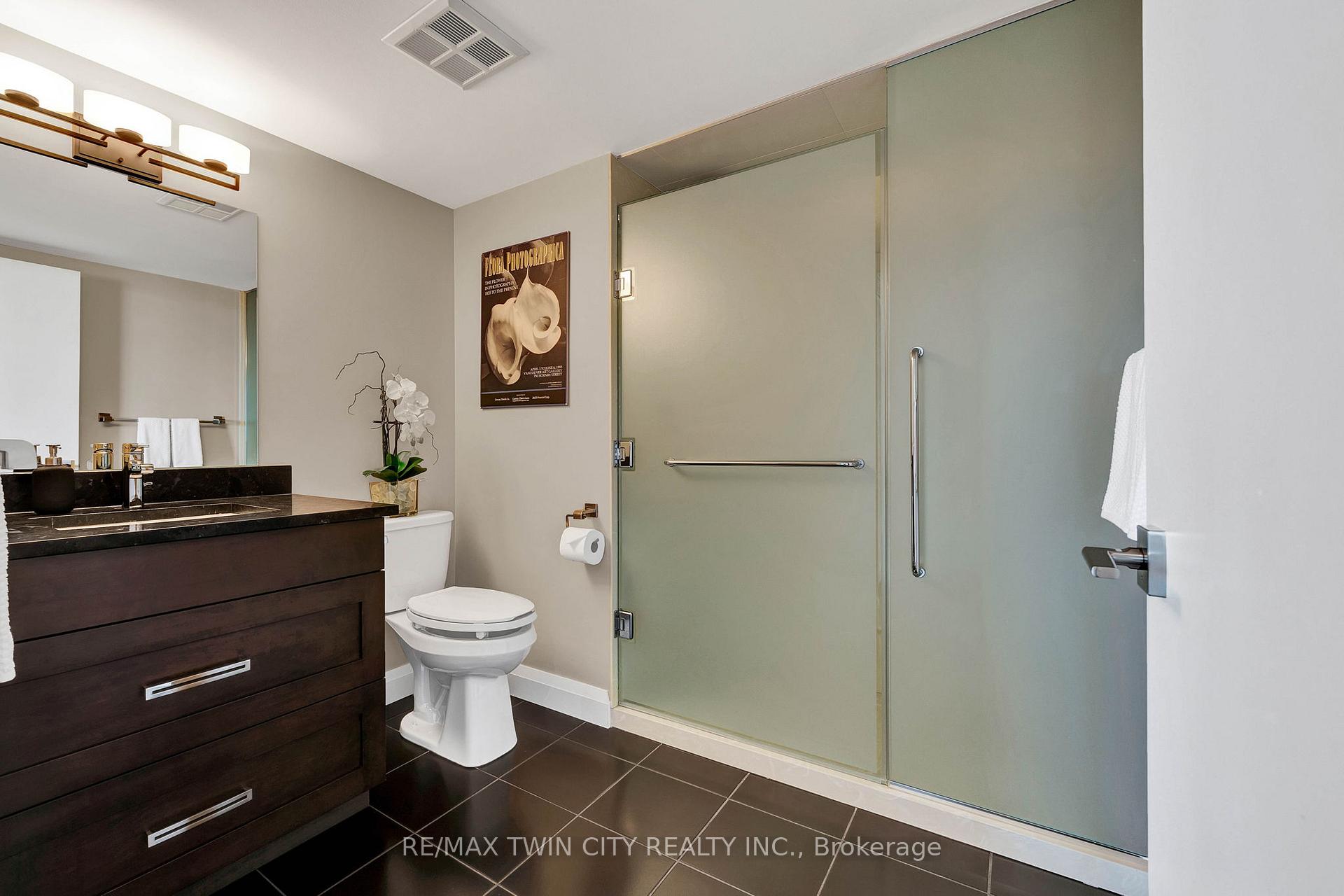 Photo 18 of Unit 2304, 6 Willow Street, Waterloo — HOMEH