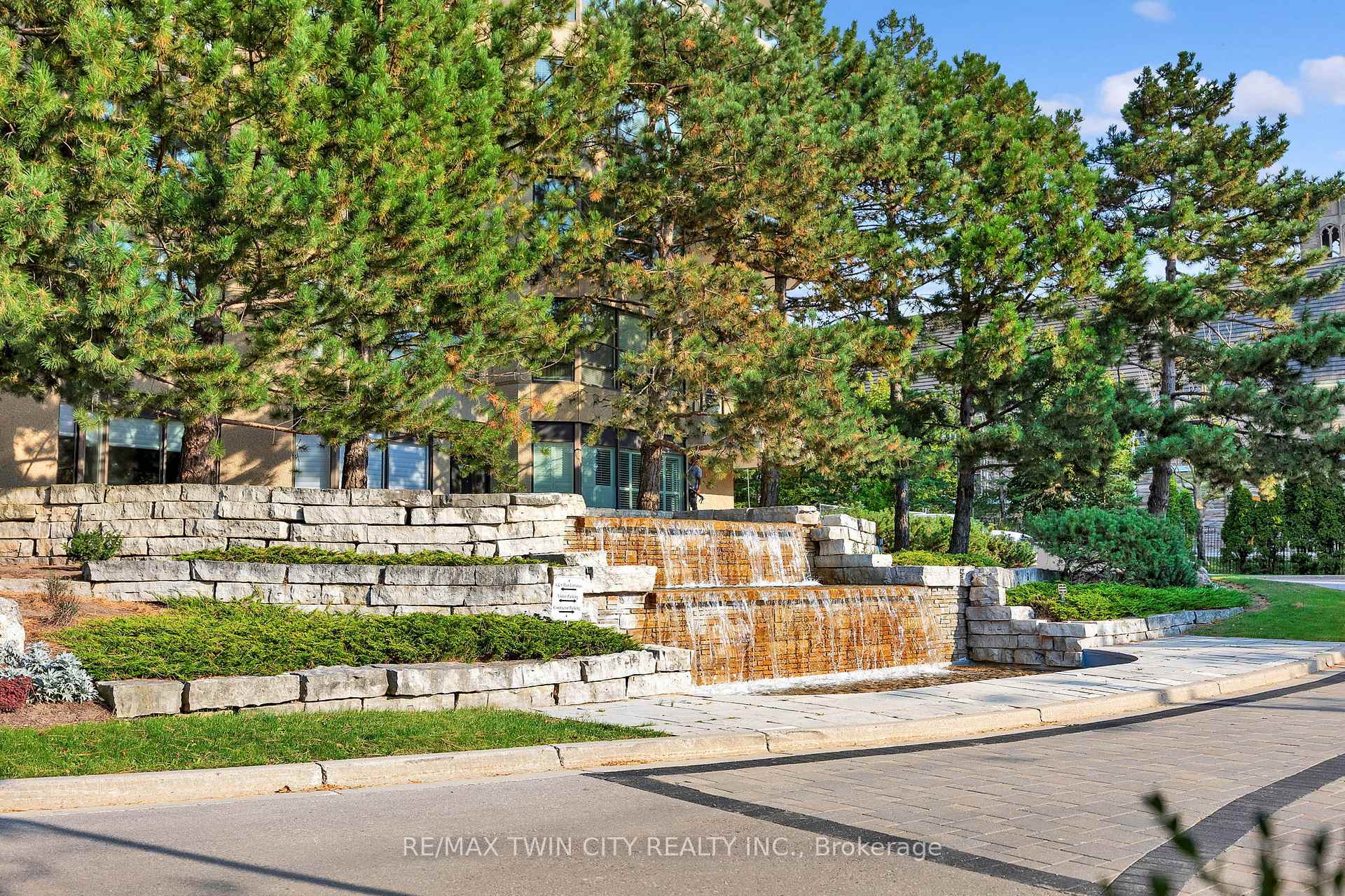 Photo 38 of Unit 2304, 6 Willow Street, Waterloo — HOMEH