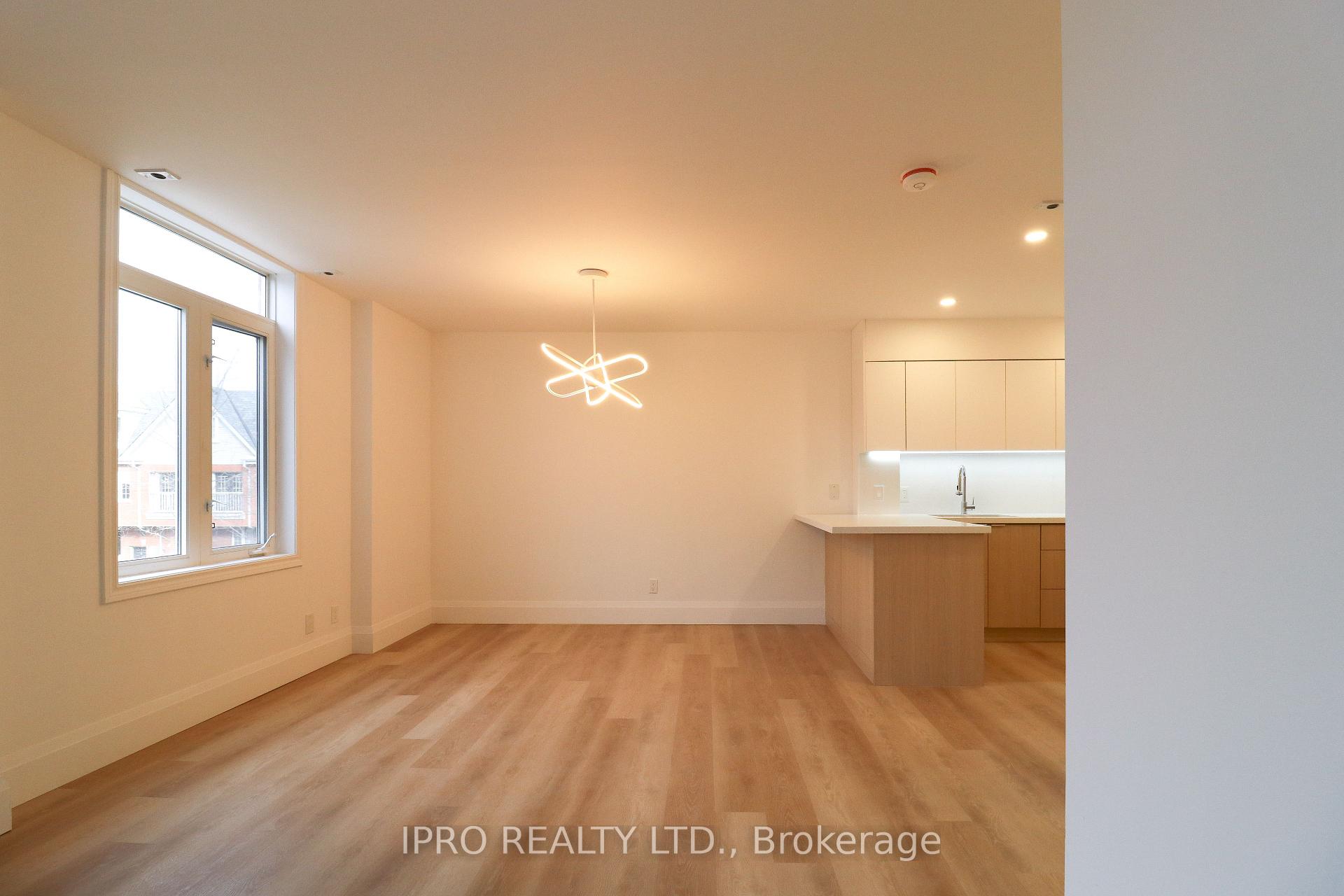 Photo 12 of Unit 304, 3 Shank Street, Toronto, Niagara — HOMEH
