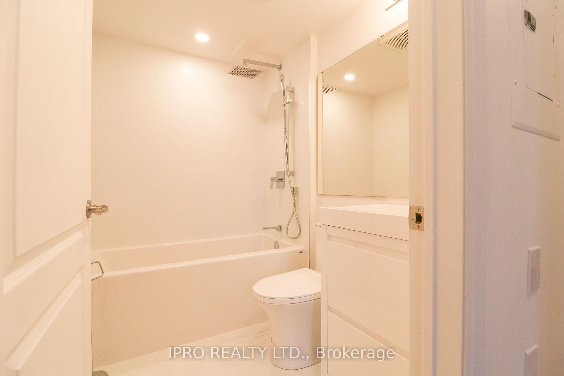 Photo 24 of Unit 304, 3 Shank Street, Toronto, Niagara — HOMEH