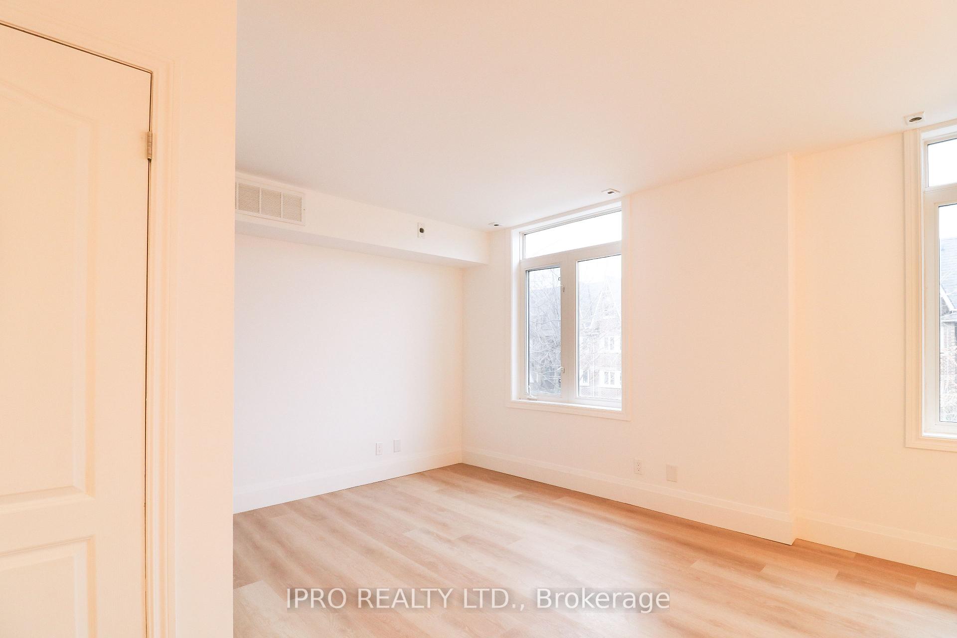 Photo 27 of Unit 304, 3 Shank Street, Toronto, Niagara — HOMEH