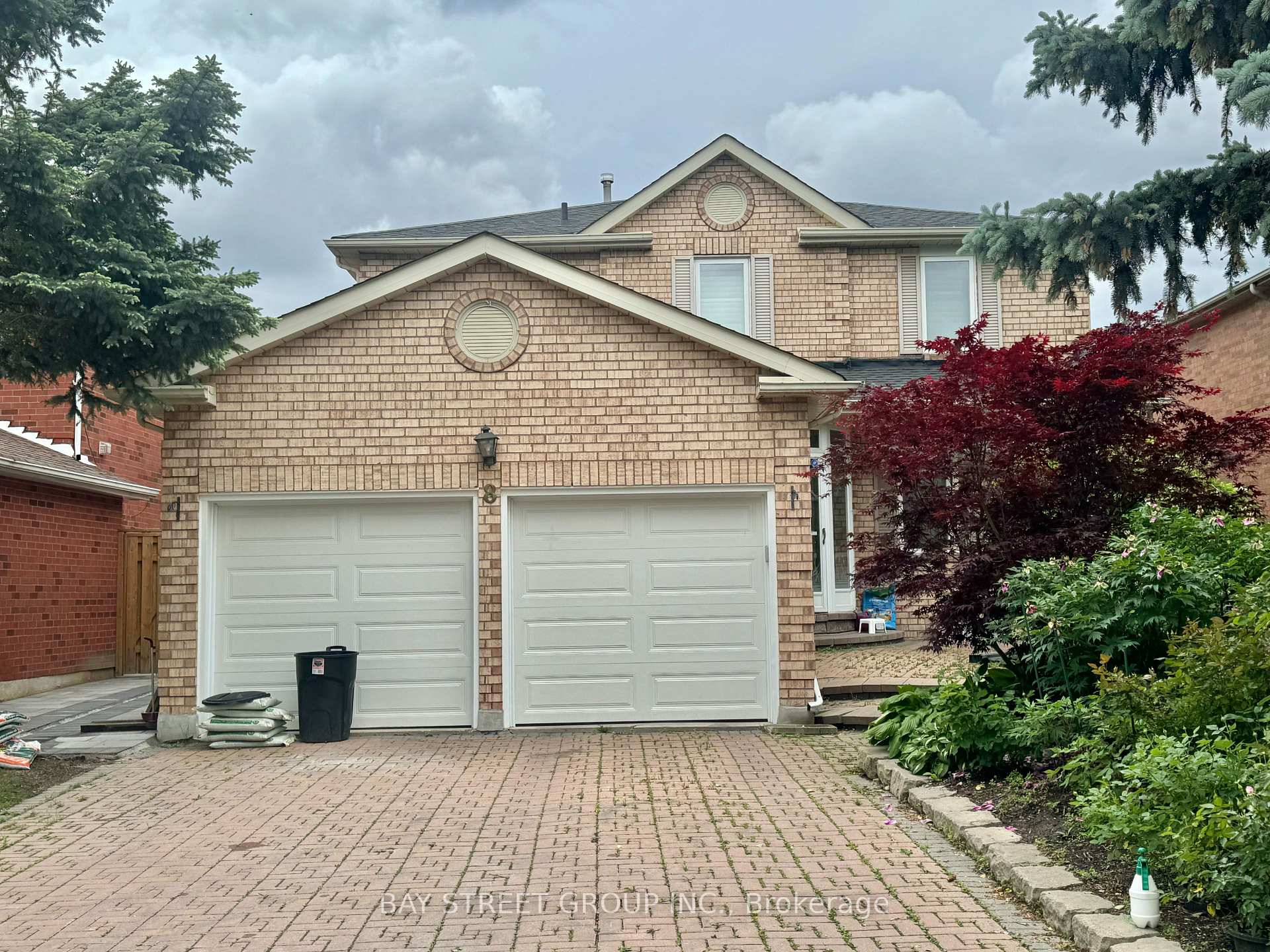 Front of Unit One Room In W/O Basement, 8 Queensgate Court