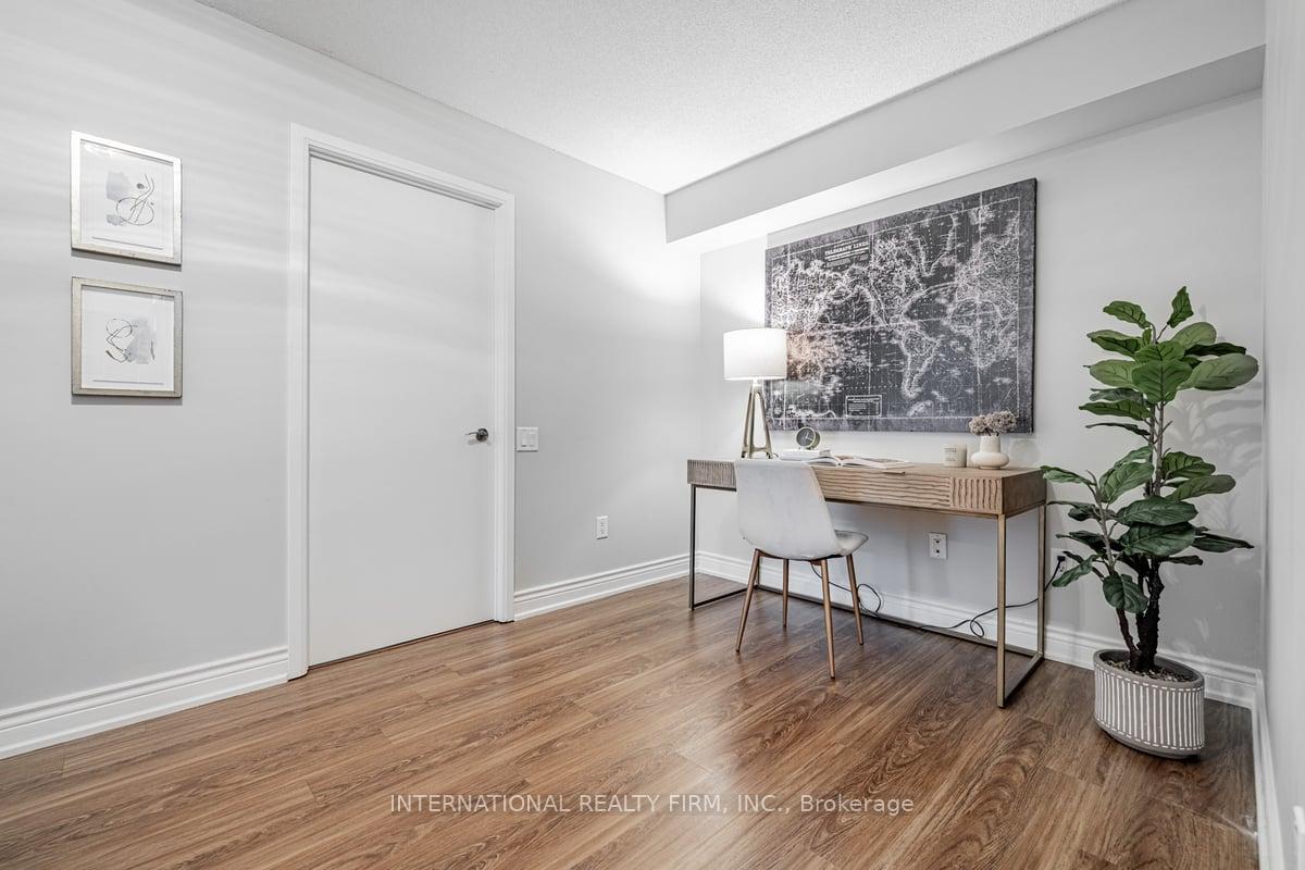 Photo 6 of Unit 2109, 2181 Yonge Street, Toronto, Mount Pleasant West — HOMEH