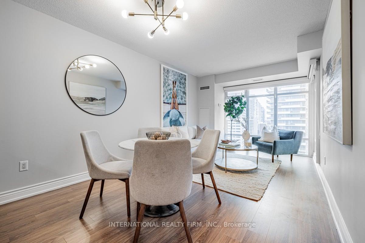 Photo 8 of Unit 2109, 2181 Yonge Street, Toronto, Mount Pleasant West — HOMEH