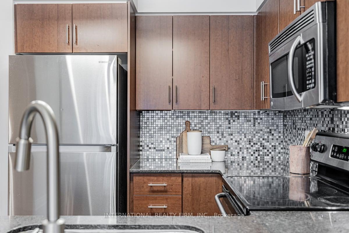 Photo 19 of Unit 2109, 2181 Yonge Street, Toronto, Mount Pleasant West — HOMEH