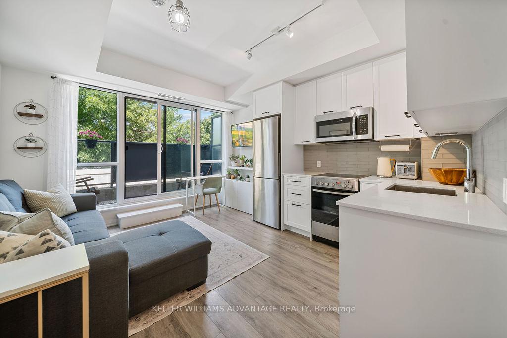 Photo 2 of Unit 421, 1630 Queen Street E, Toronto, The Beaches — HOMEH