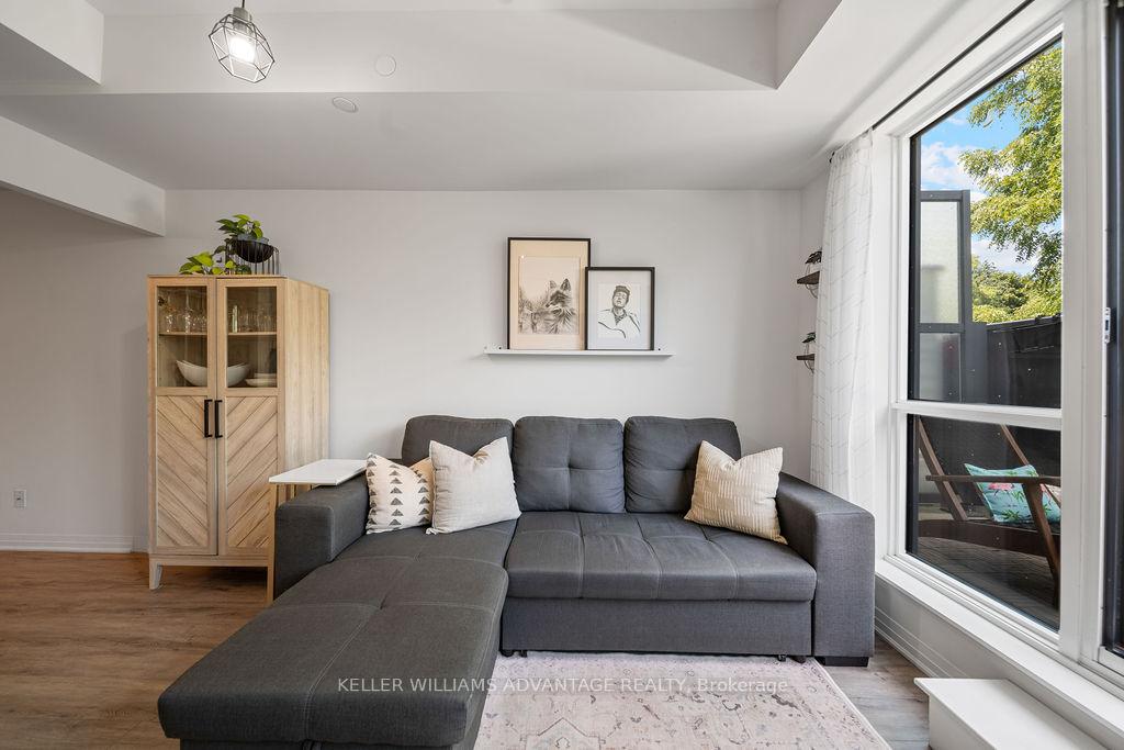Photo 7 of Unit 421, 1630 Queen Street E, Toronto, The Beaches — HOMEH