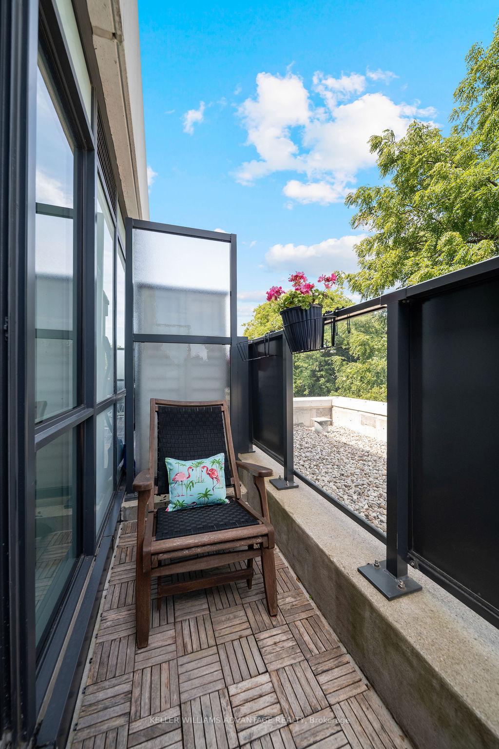Photo 13 of Unit 421, 1630 Queen Street E, Toronto, The Beaches — HOMEH