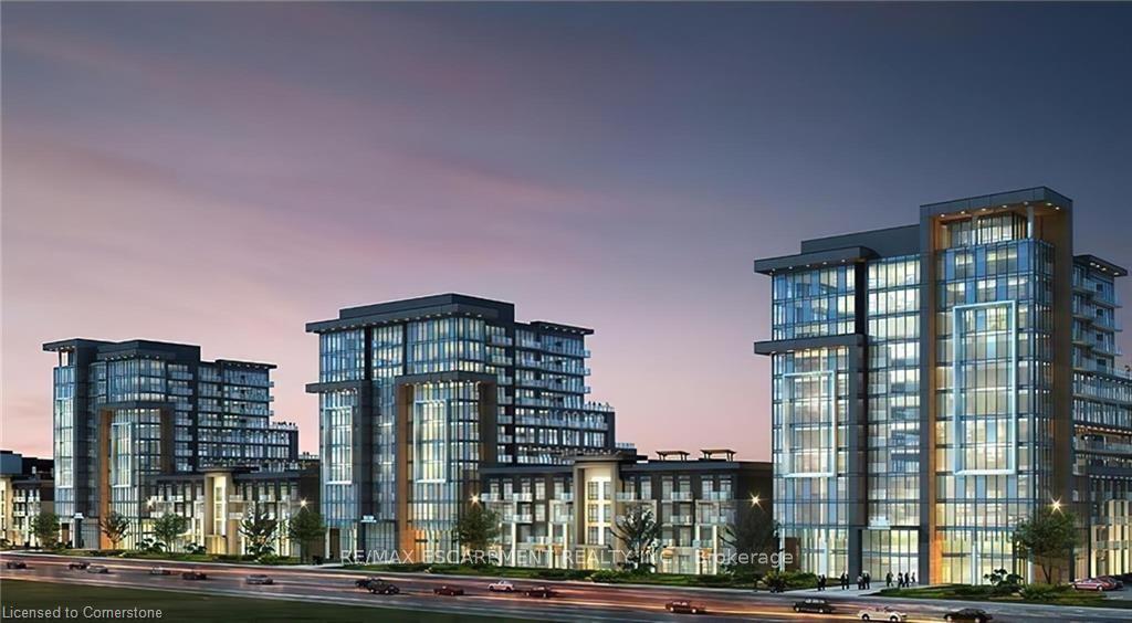 Front of Unit 811, 470 Dundas Street E