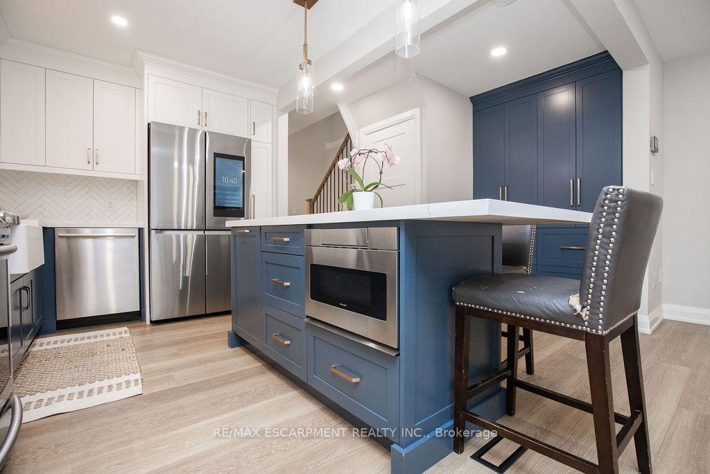 Photo 32 of Unit 22, 1809 Upper Wentworth Street, Hamilton, Allison — HOMEH
