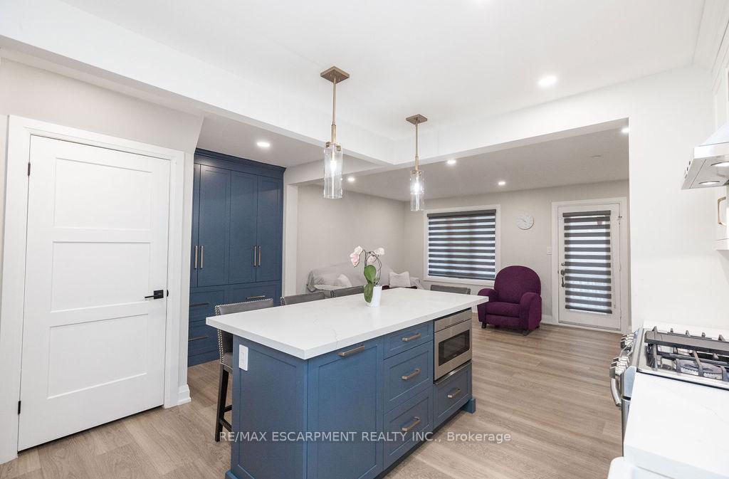 Photo 25 of Unit 22, 1809 Upper Wentworth Street, Hamilton, Allison — HOMEH
