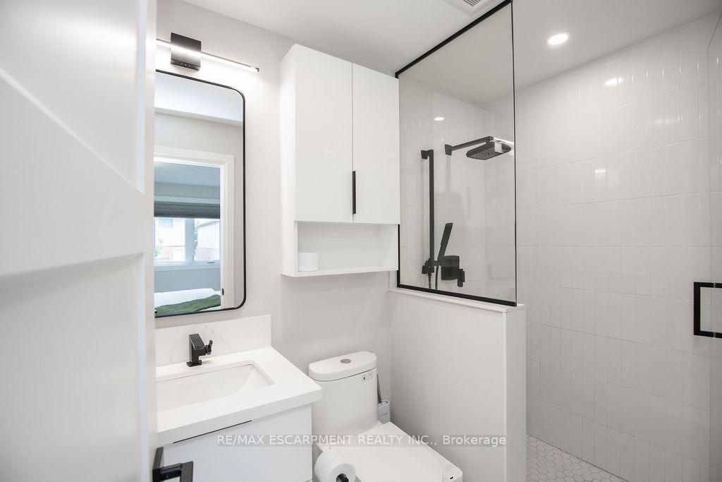 Photo 19 of Unit 22, 1809 Upper Wentworth Street, Hamilton, Allison — HOMEH