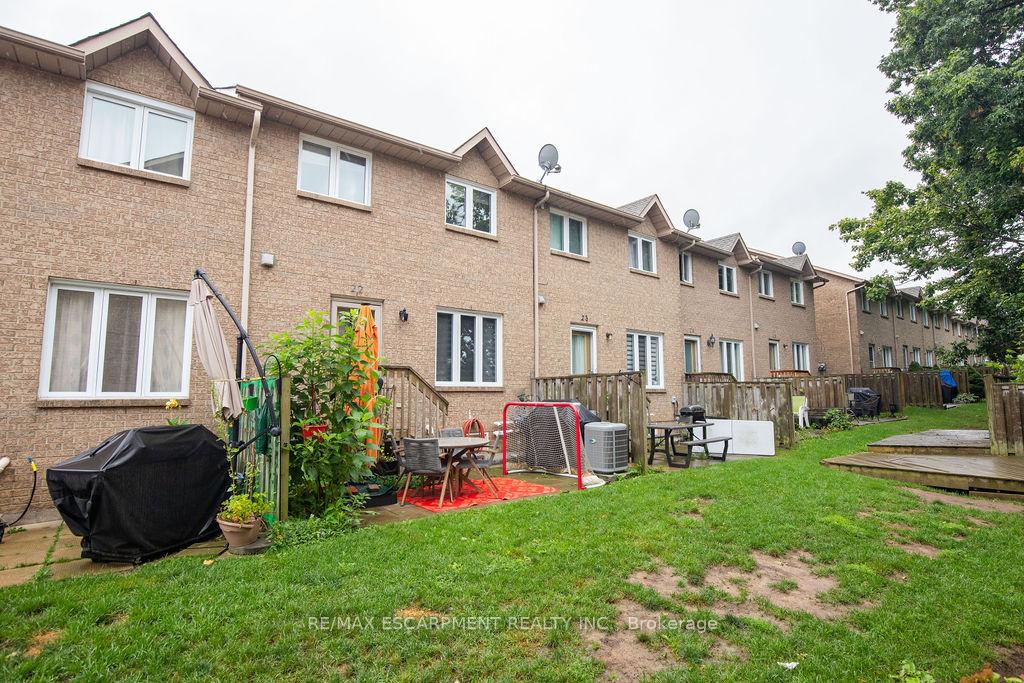 Photo 36 of Unit 22, 1809 Upper Wentworth Street, Hamilton, Allison — HOMEH
