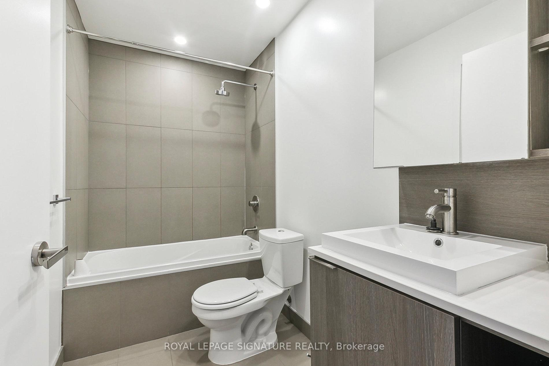 Photo 9 of Unit 401, 170 Sumach Street, Toronto, Regent Park — HOMEH