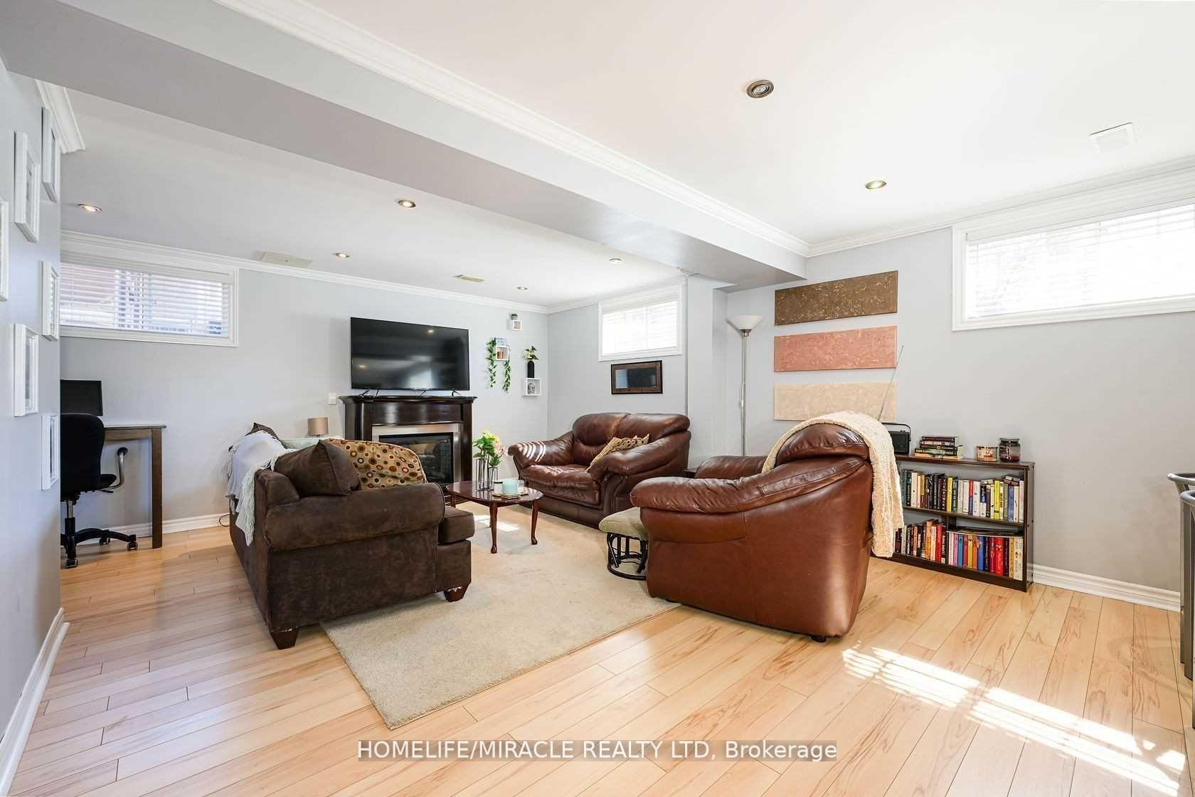 Photo 2 of Unit (Bsmt.), 1 Ladywood Crescent, Brampton, Snelgrove — HOMEH